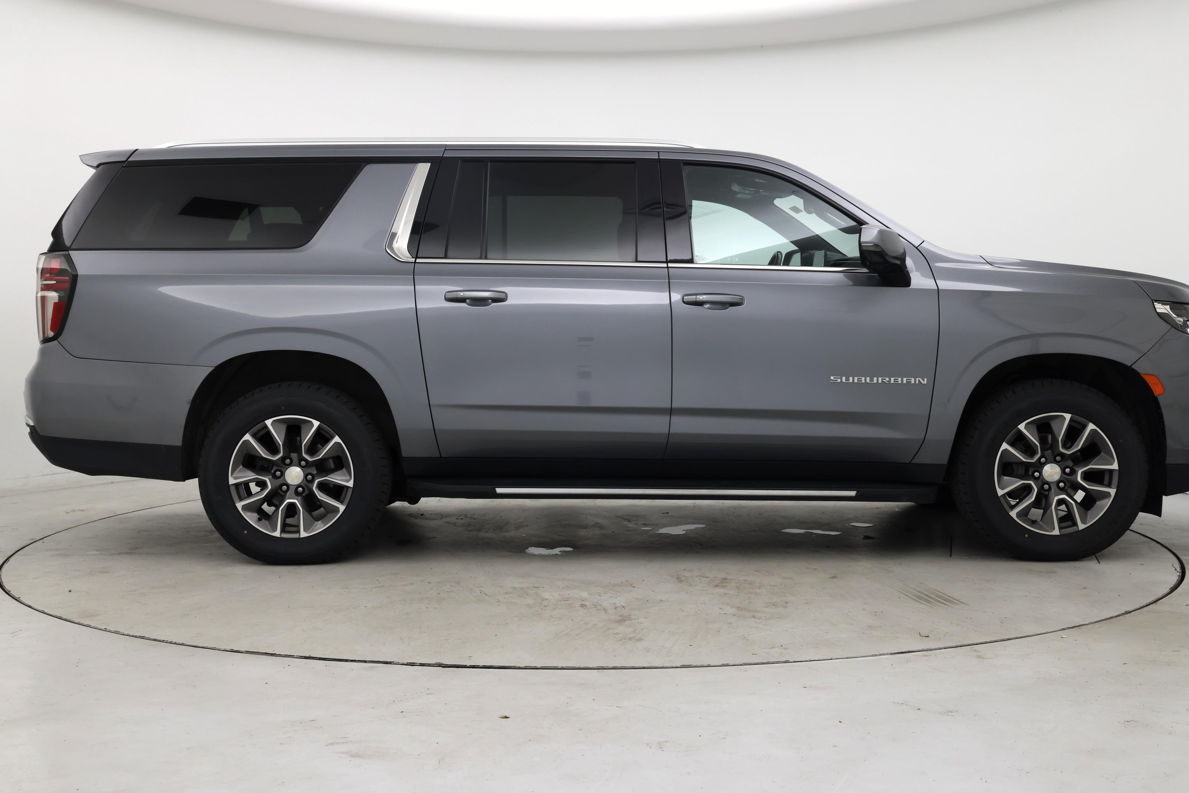 Thumbnail: 2022 Chevrolet Suburban - 7