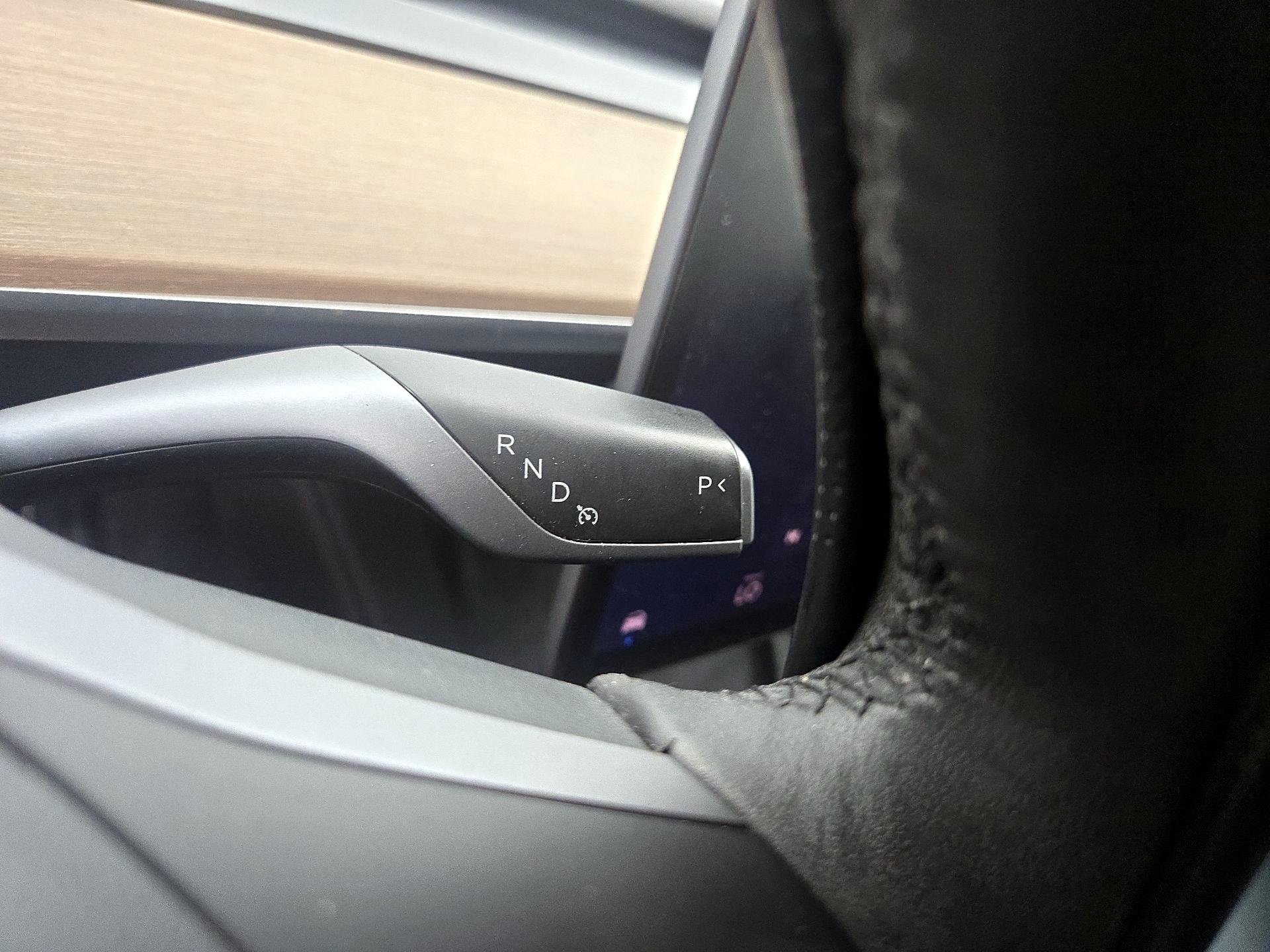 Thumbnail: 2022 Tesla Model 3 - 17