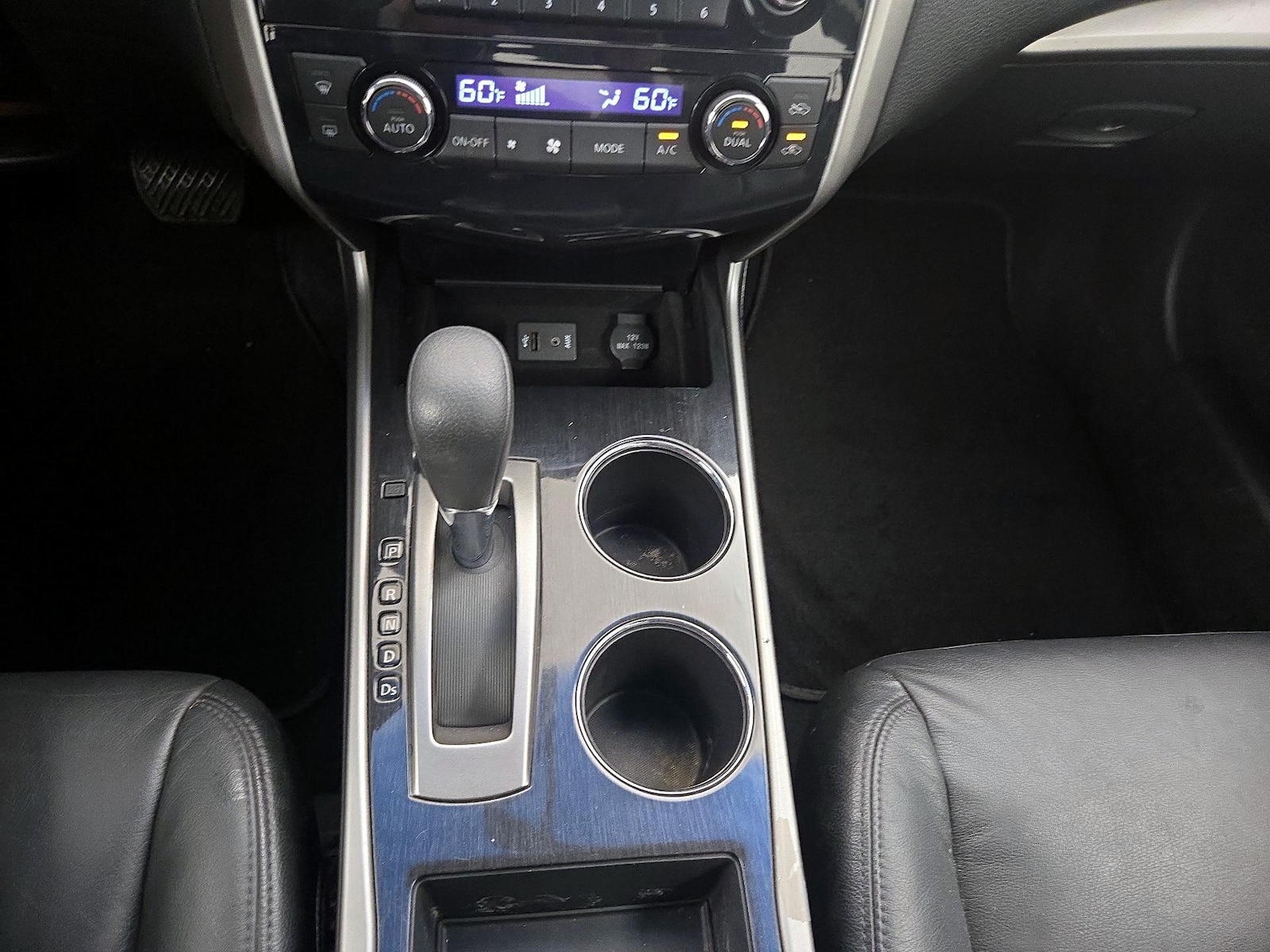 2014 Nissan Altima SV - Photo 18