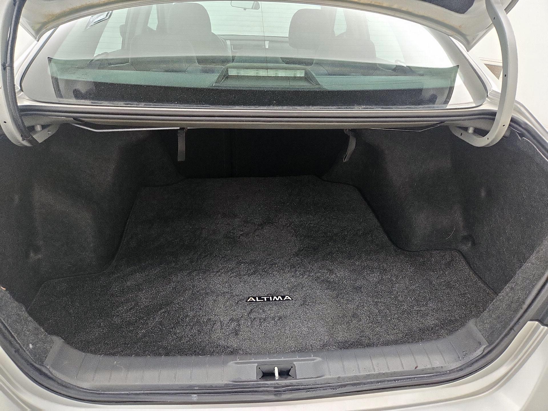 Thumbnail: 2014 Nissan Altima - 20
