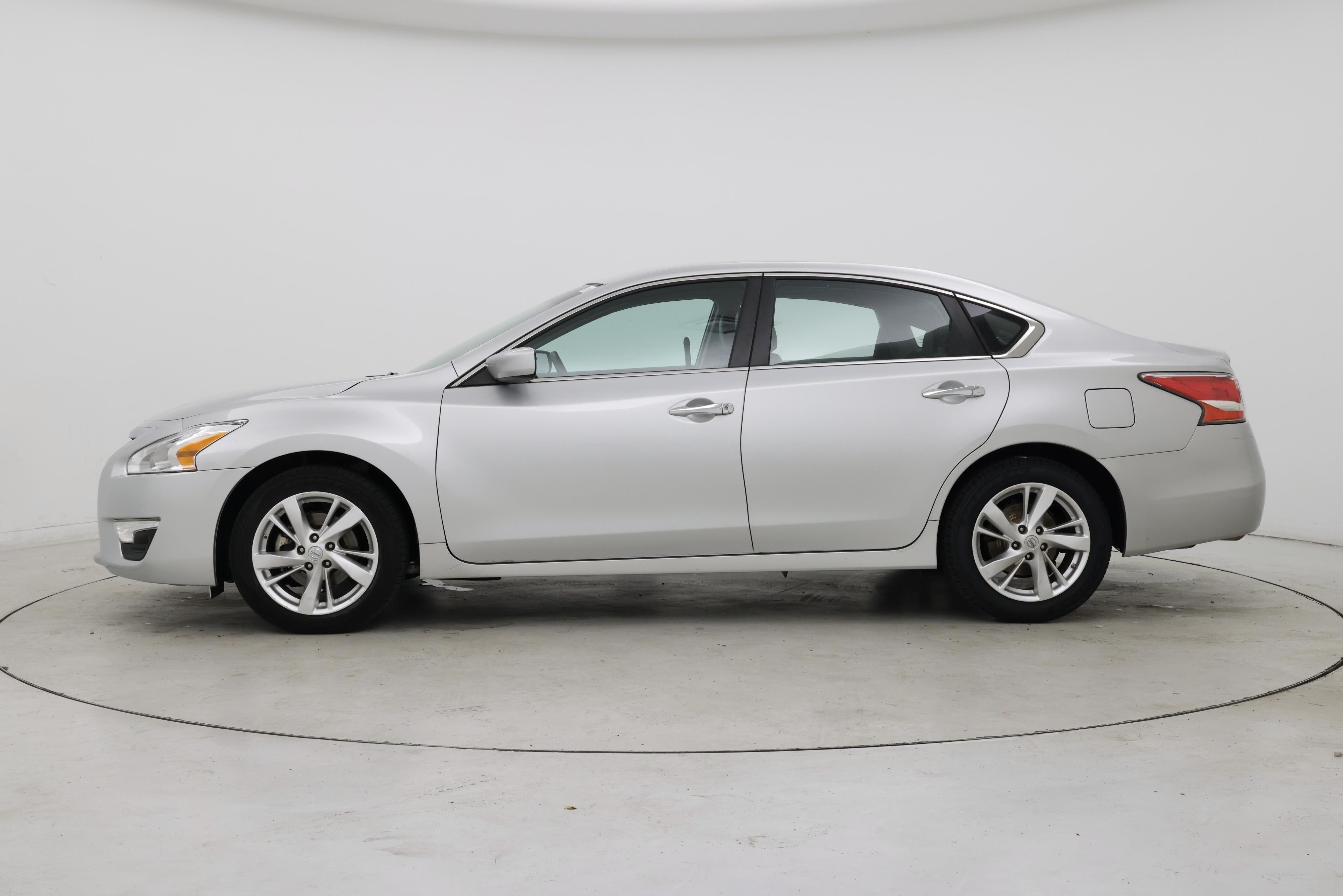Thumbnail: 2014 Nissan Altima - 3