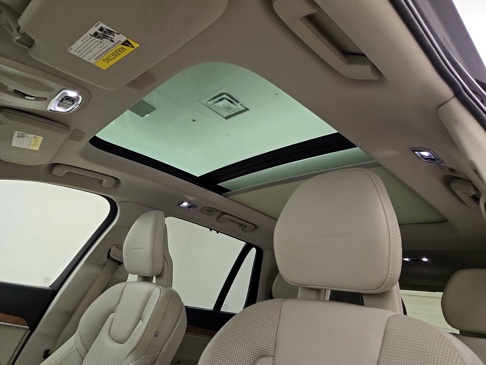 Thumbnail: 2016 Volvo XC90 - 19