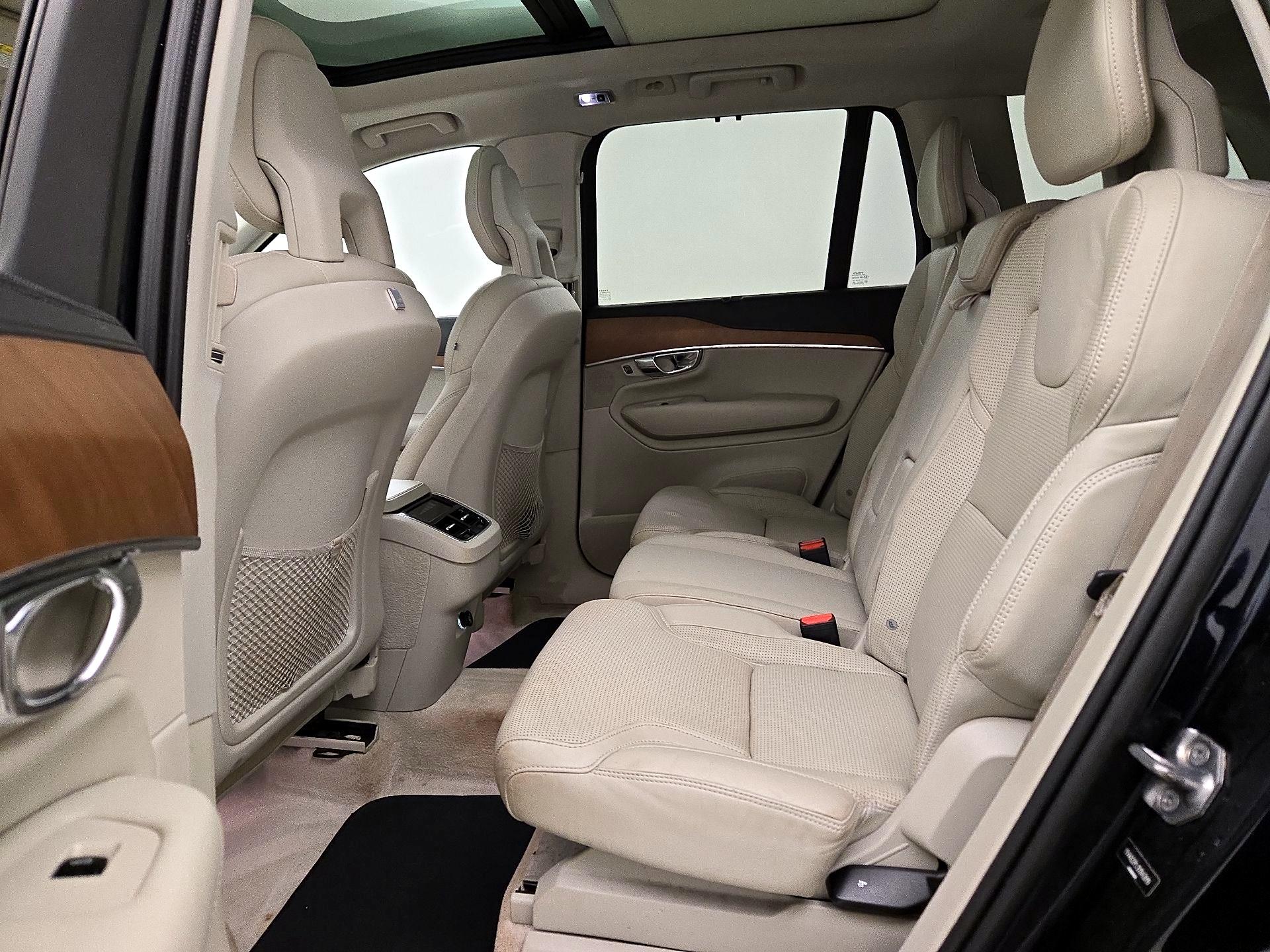 Thumbnail: 2016 Volvo XC90 - 20