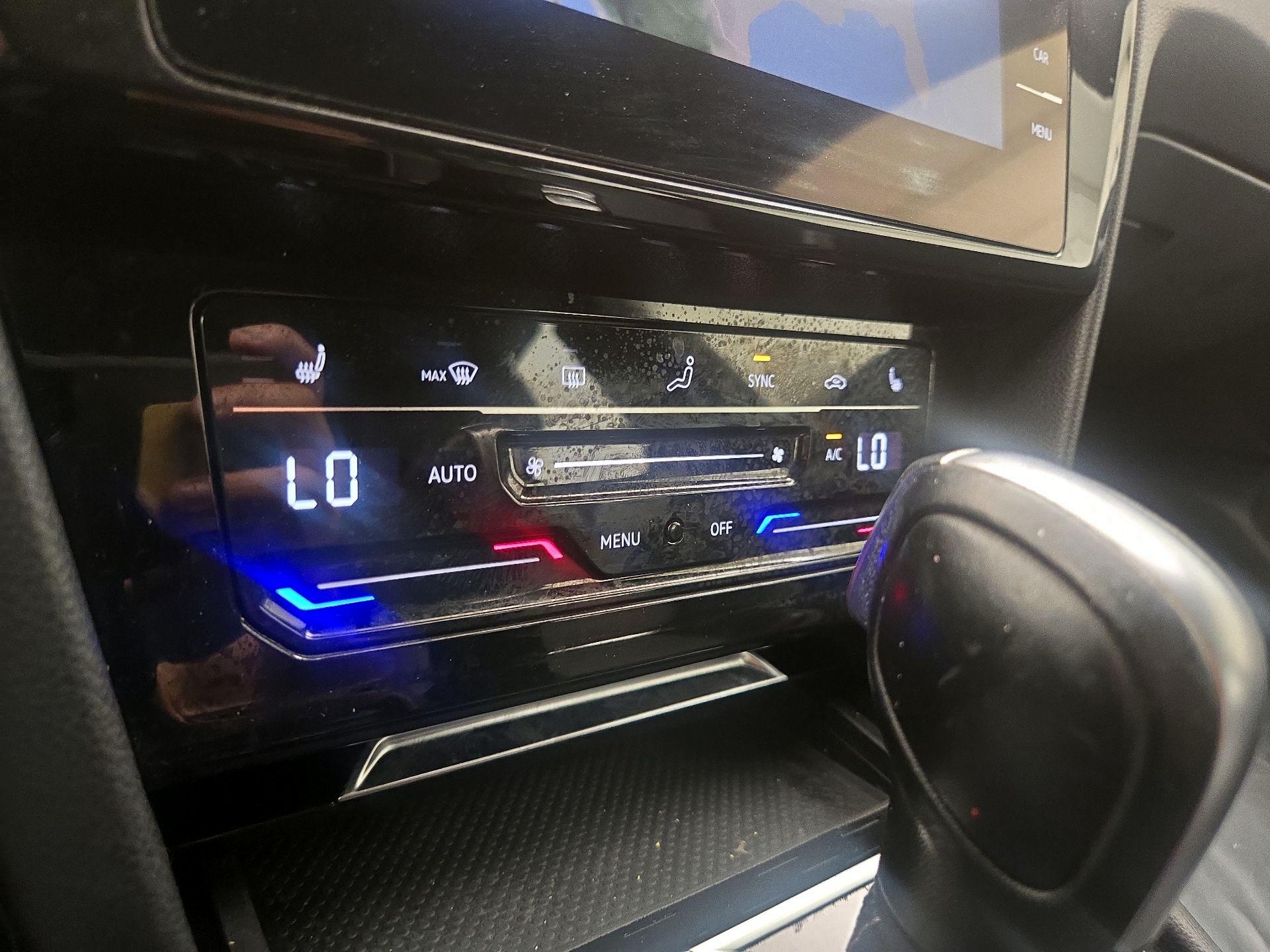 Thumbnail: 2021 Volkswagen Arteon - 17