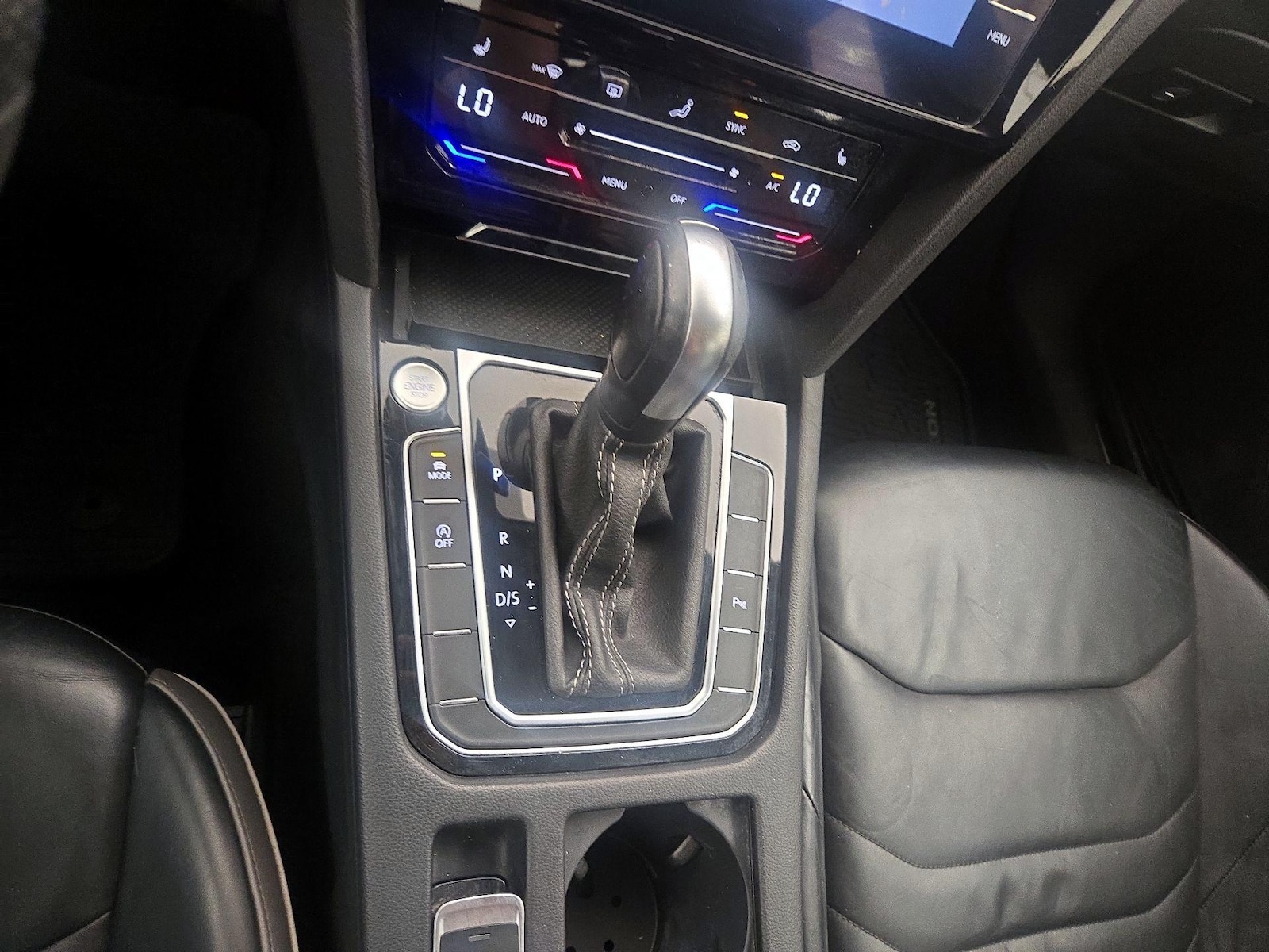 2021 Volkswagen Arteon SEL R-Line - Photo 19