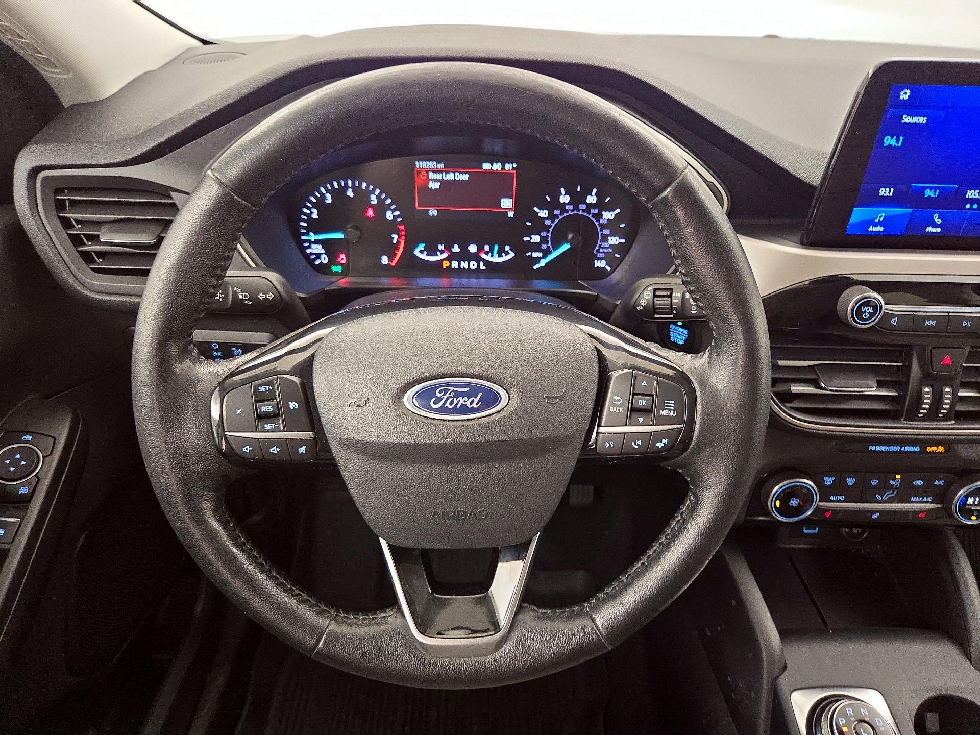 Thumbnail: 2021 Ford Escape - 10