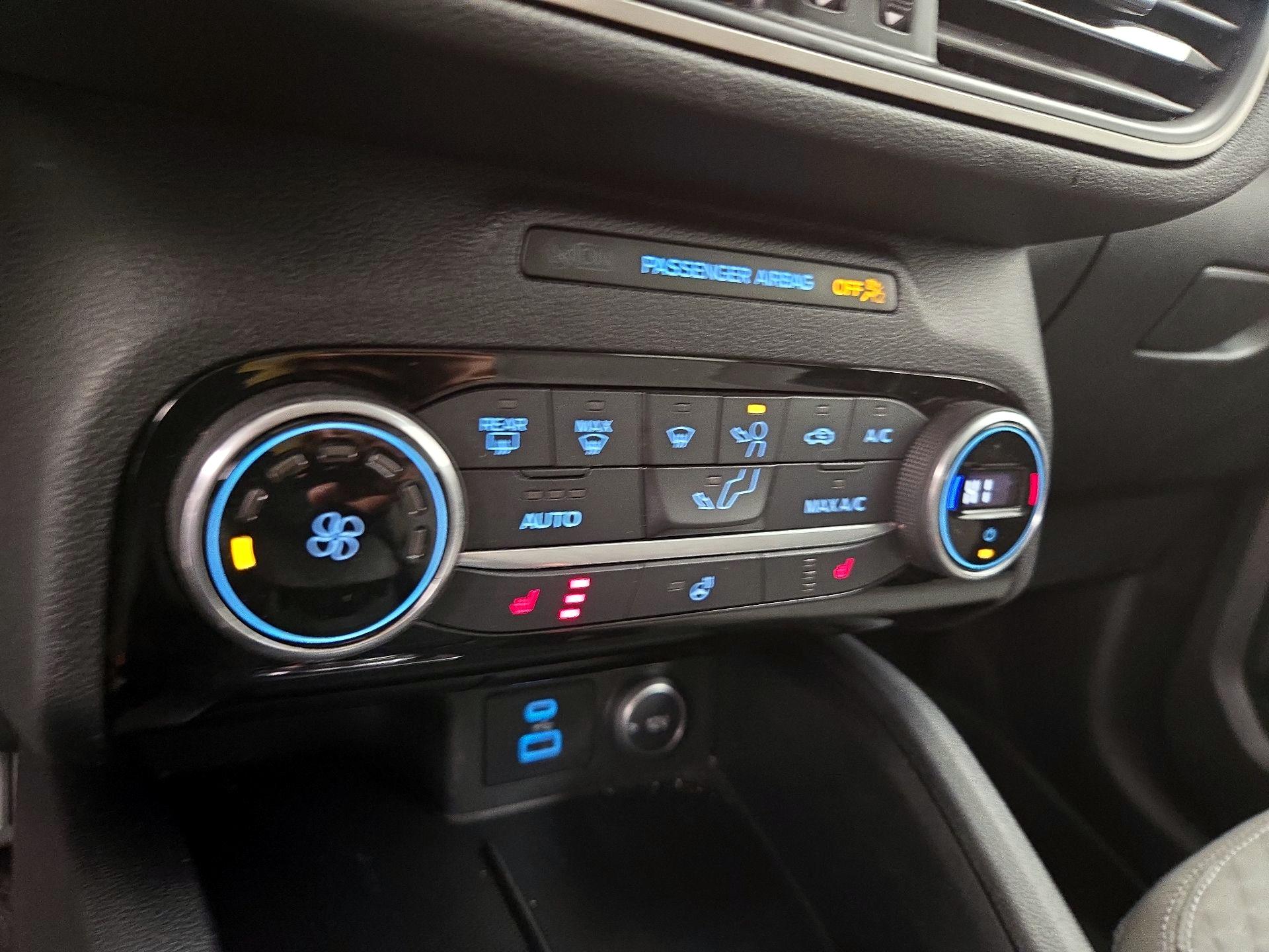 Thumbnail: 2021 Ford Escape - 16