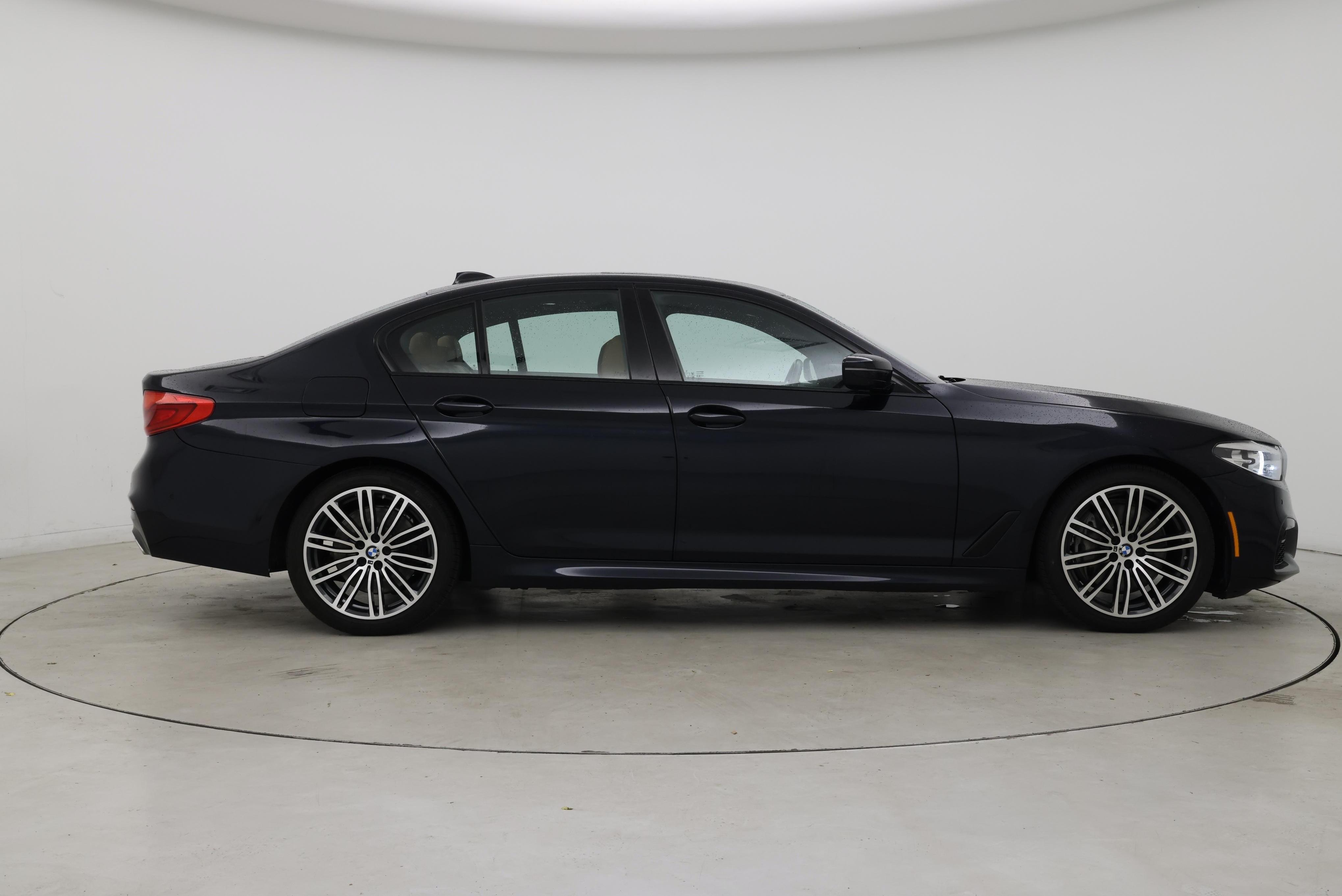 Thumbnail: 2020 BMW 5 Series - 7