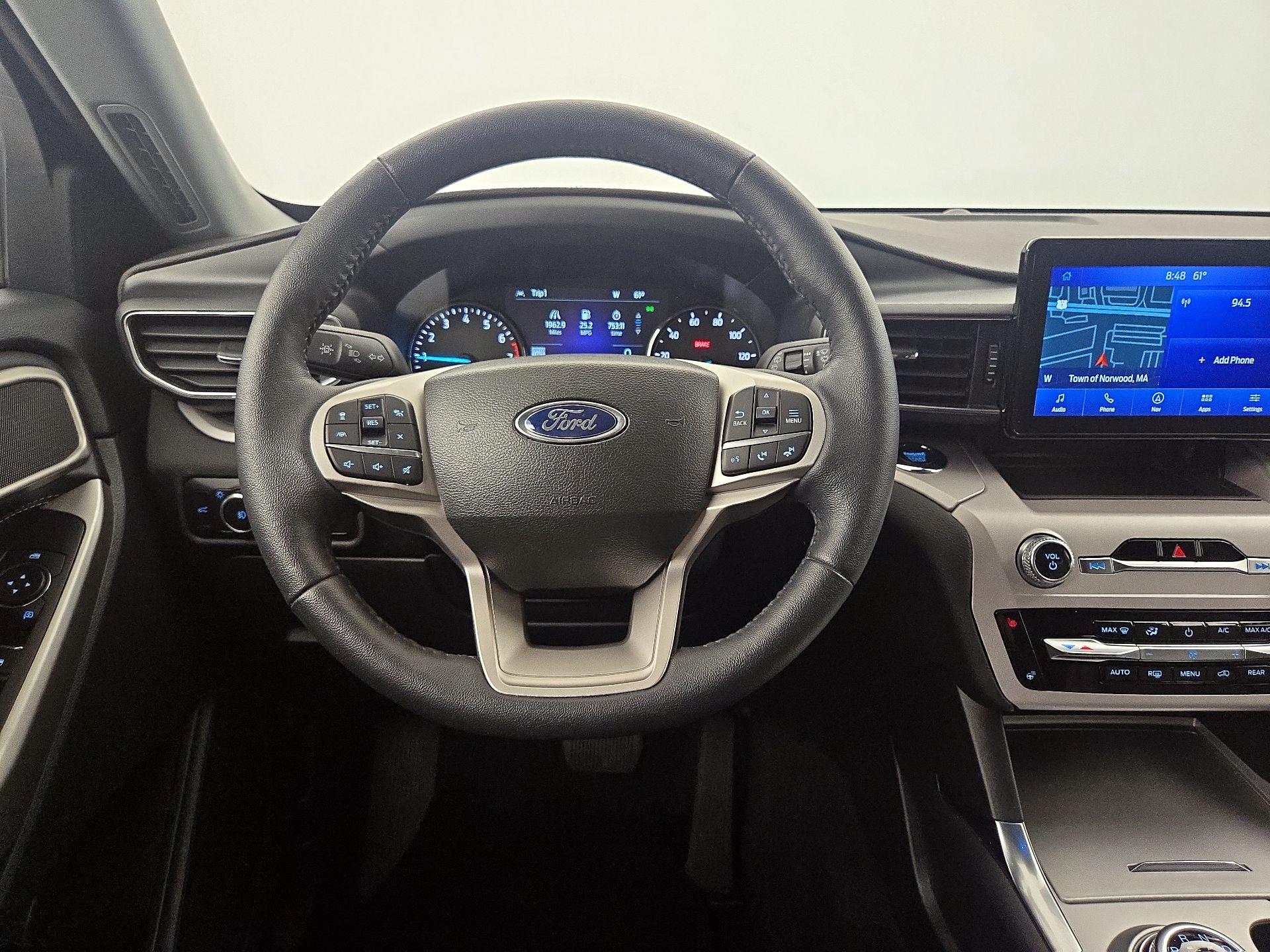 Thumbnail: 2023 Ford Explorer - 10