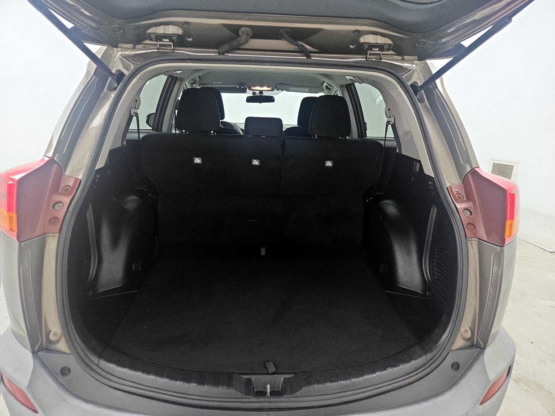 Thumbnail: 2014 Toyota RAV4 - 20