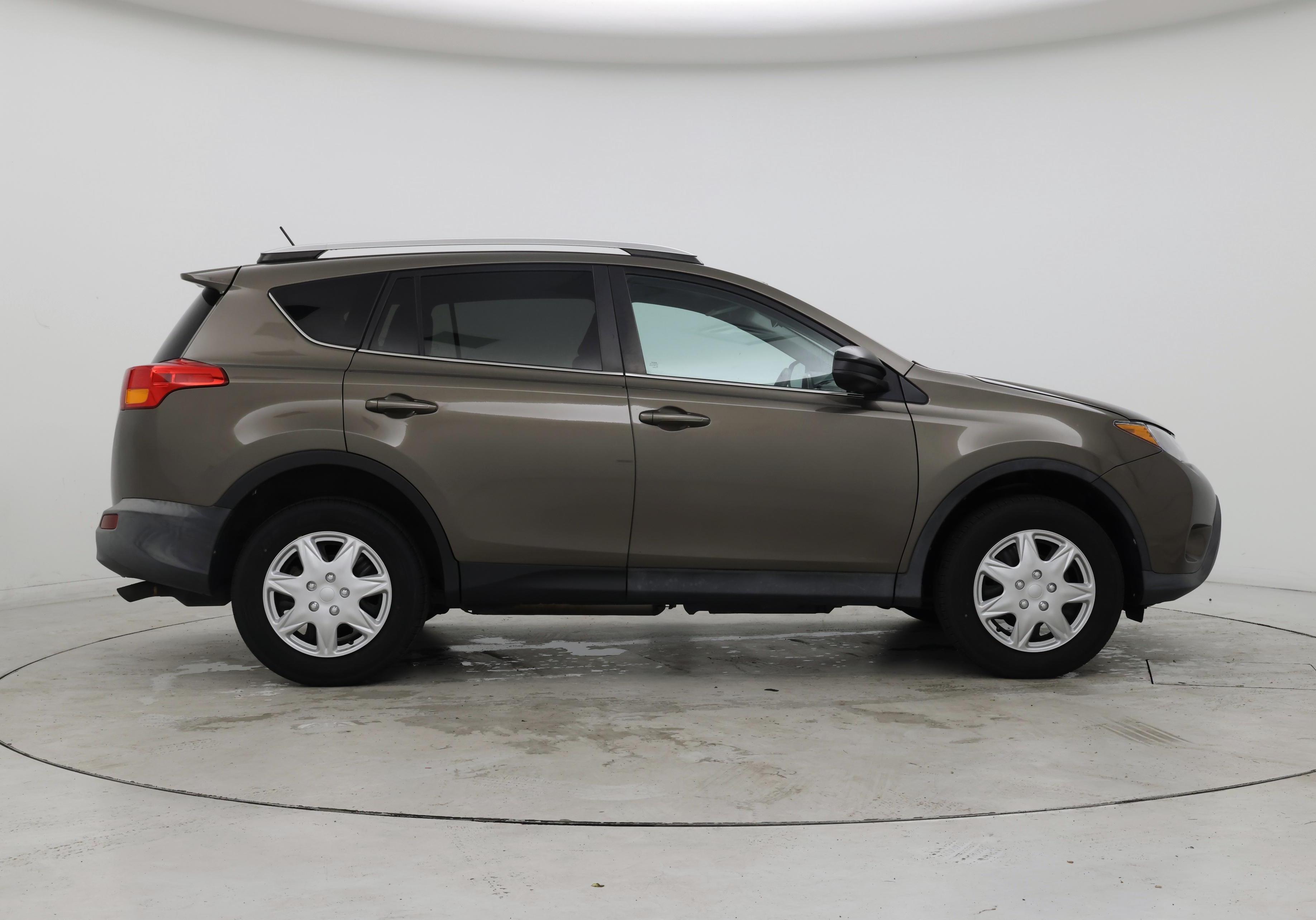 Thumbnail: 2014 Toyota RAV4 - 7
