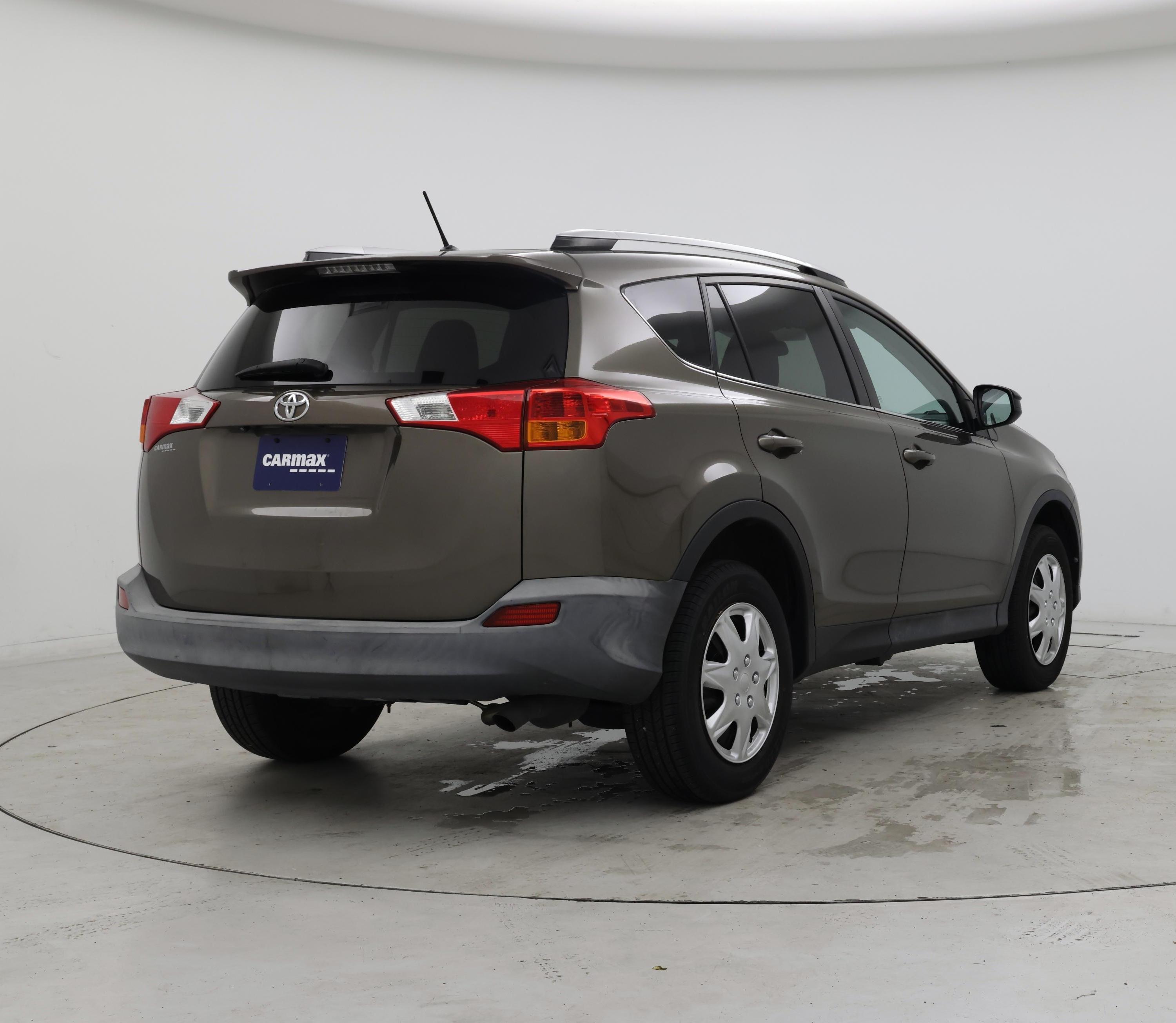 Thumbnail: 2014 Toyota RAV4 - 8