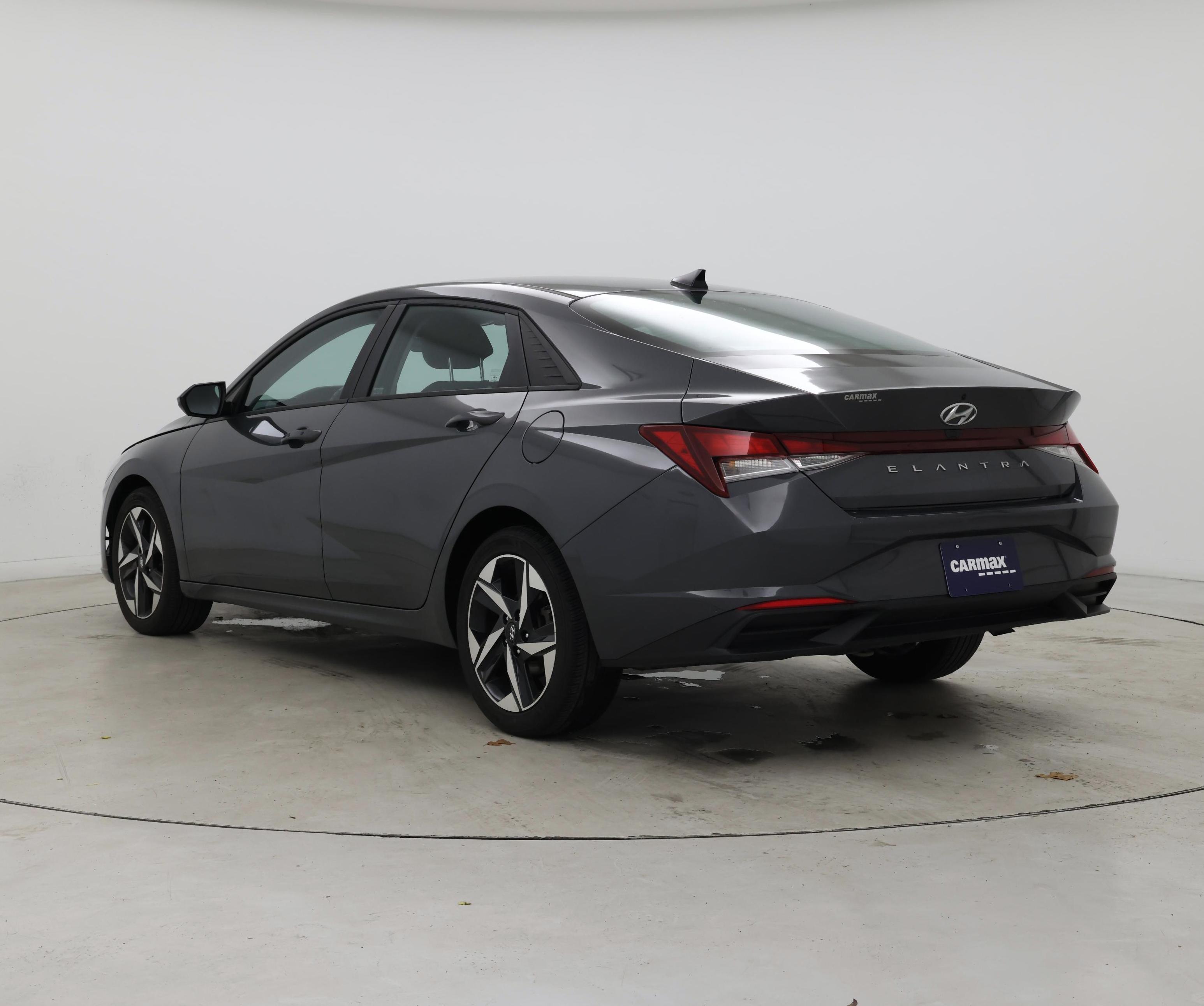 Thumbnail: 2023 Hyundai Elantra - 2