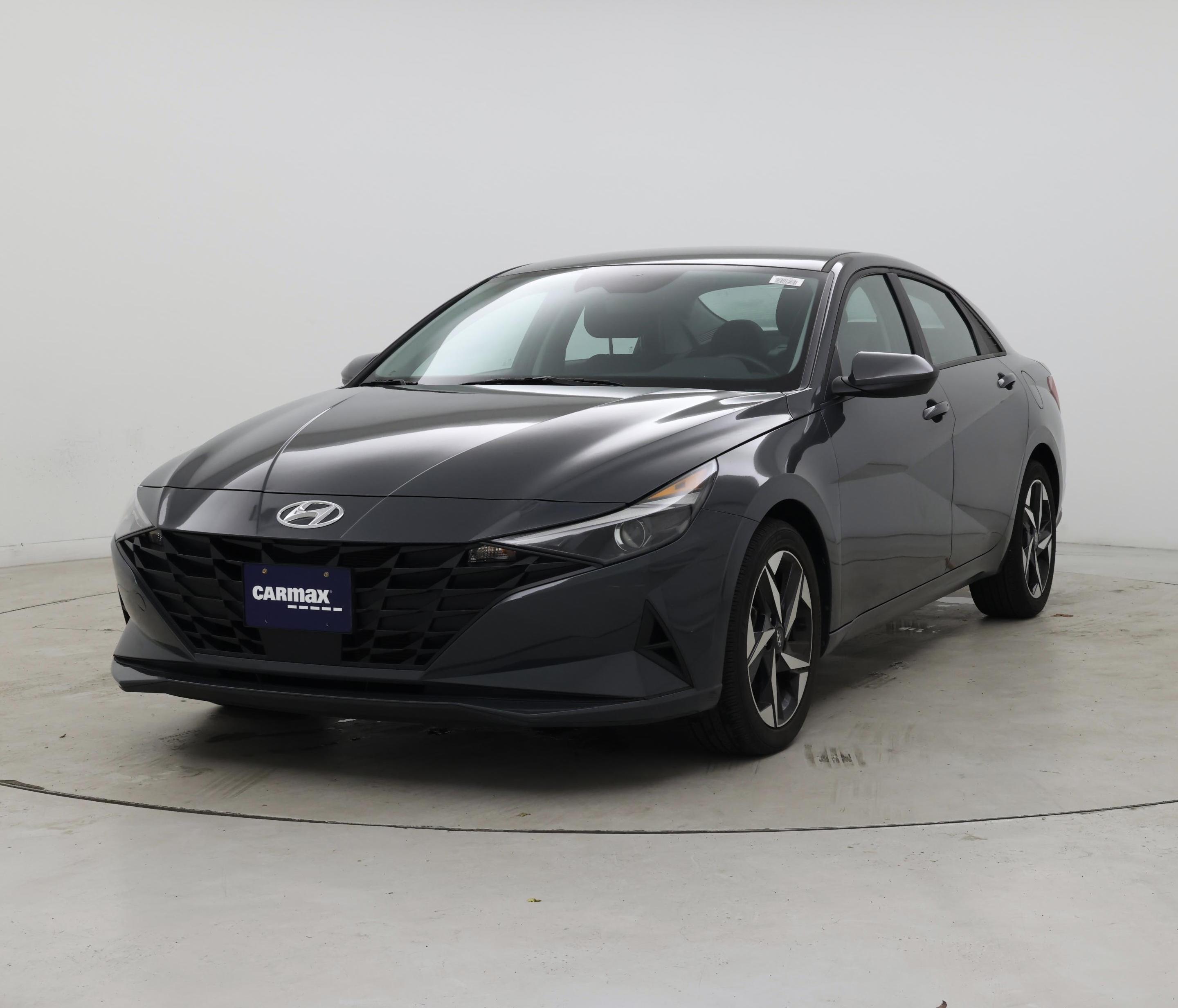 Thumbnail: 2023 Hyundai Elantra - 4