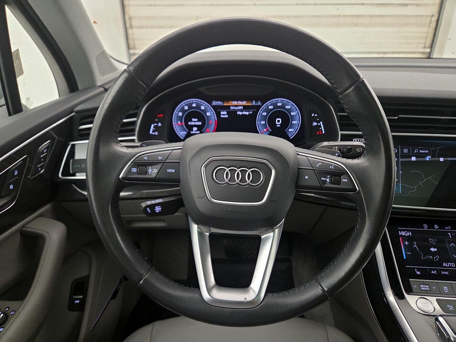Thumbnail: 2020 Audi Q7 - 10