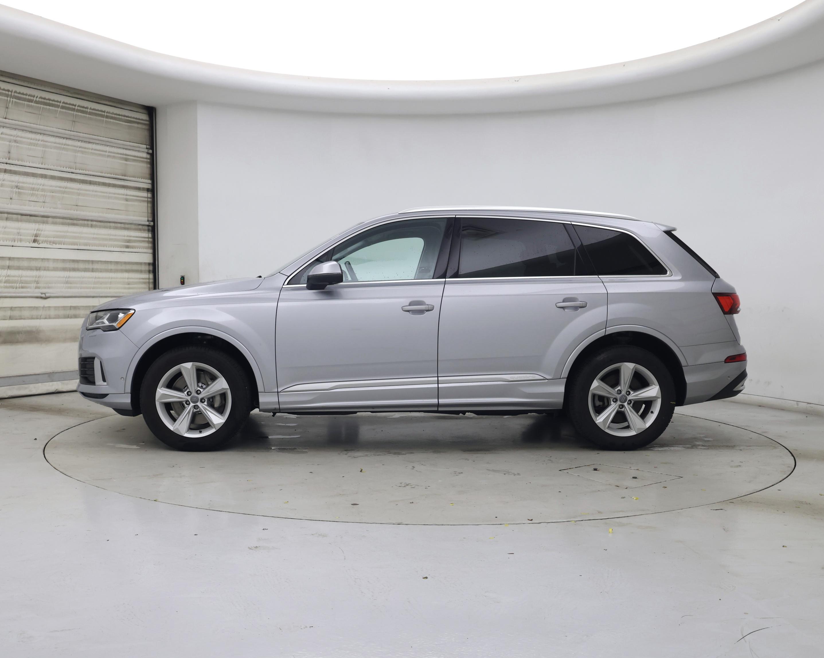 Thumbnail: 2020 Audi Q7 - 3
