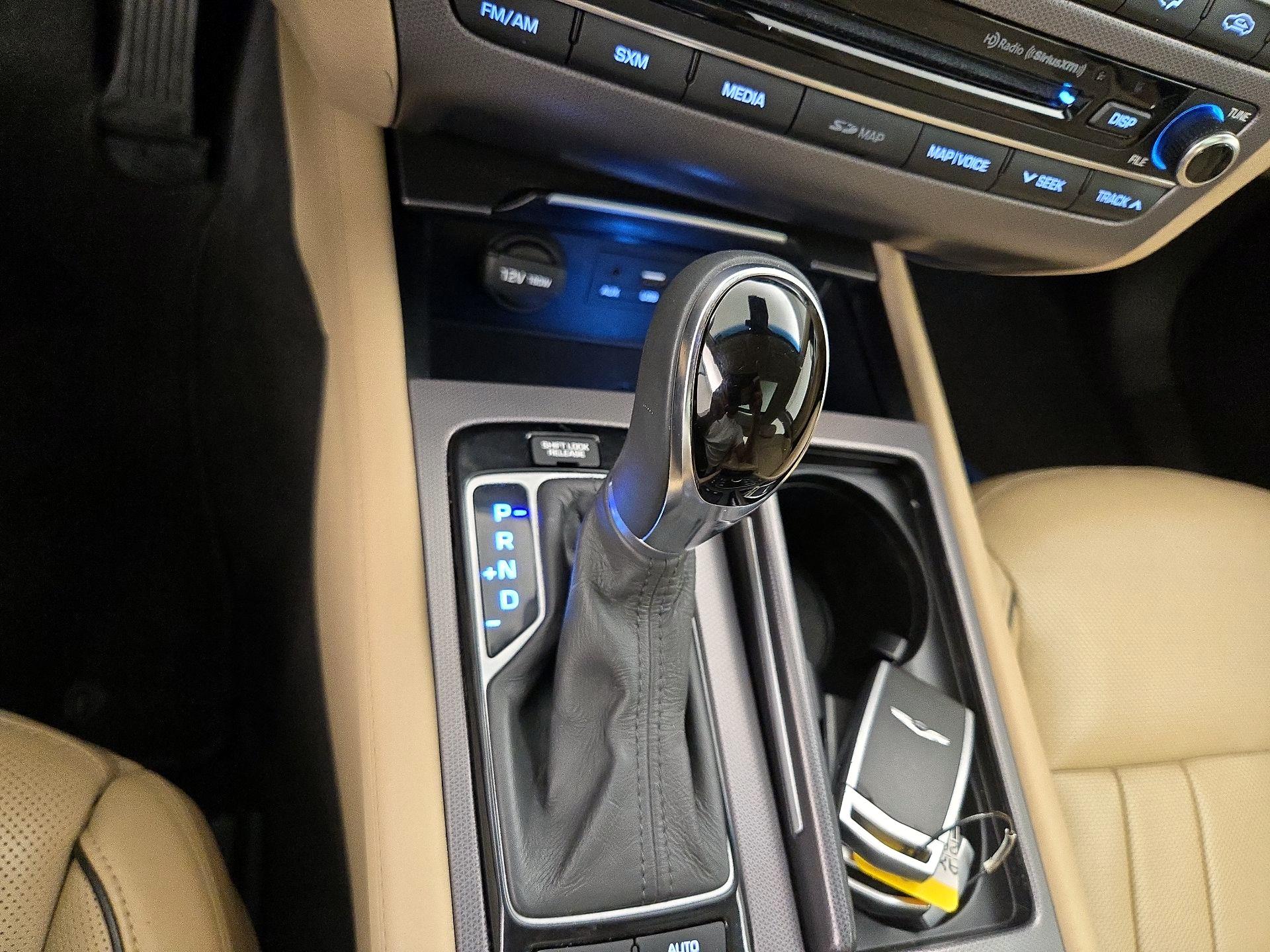 Thumbnail: 2017 Genesis G80 - 18