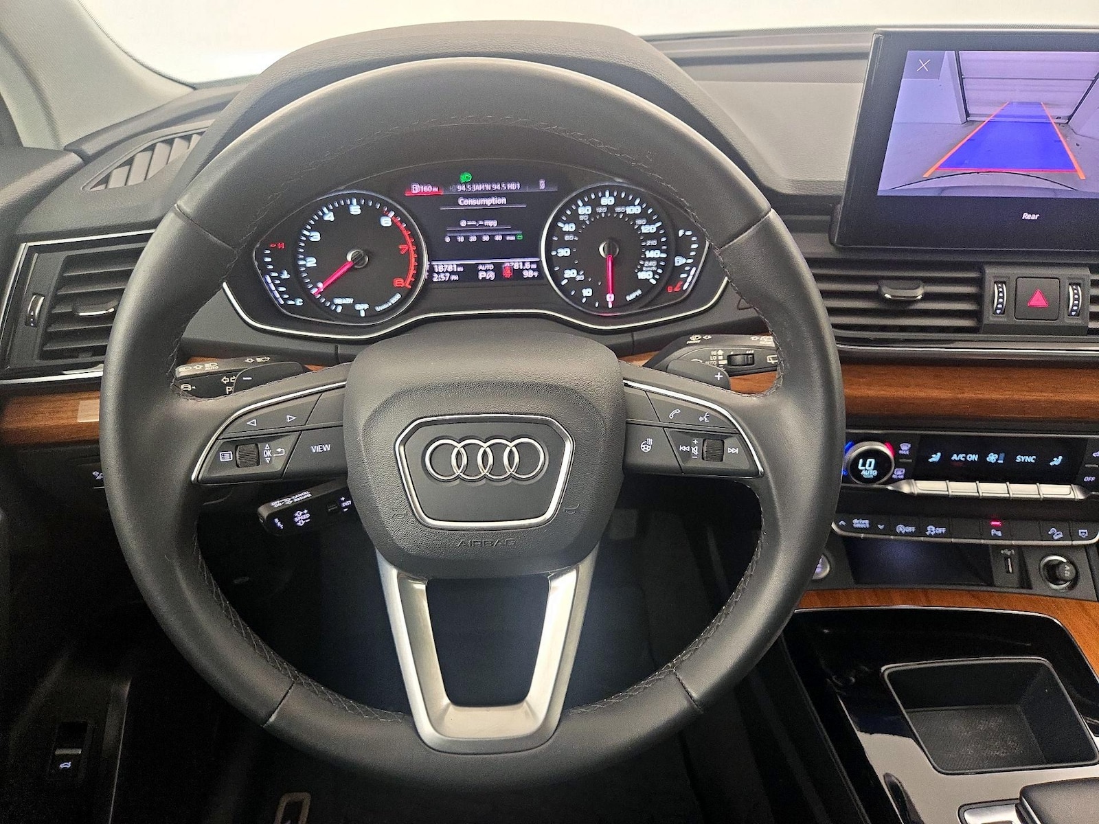 2023 Audi Q5 Premium - Photo 11