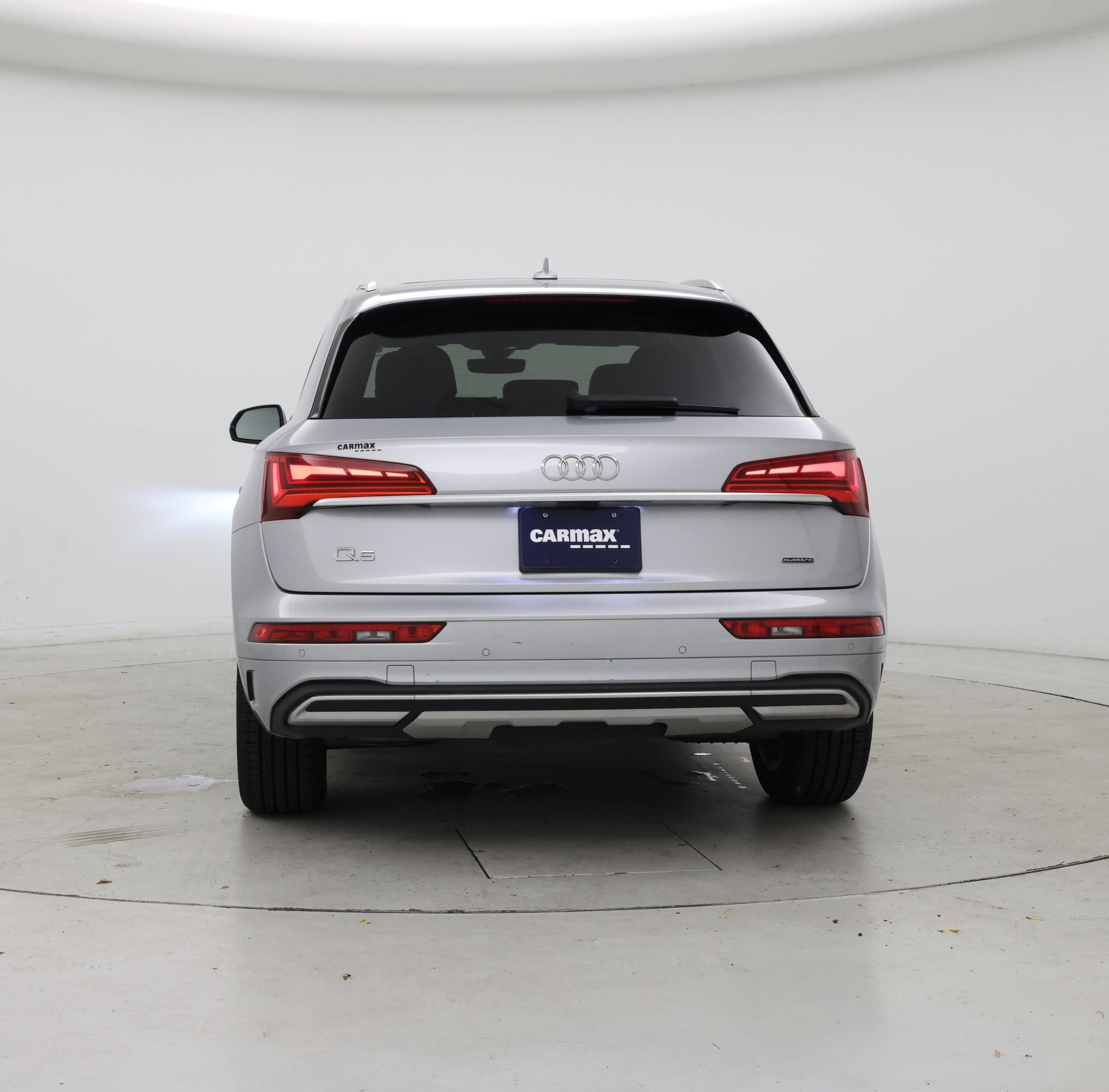Thumbnail: 2023 Audi Q5 - 6