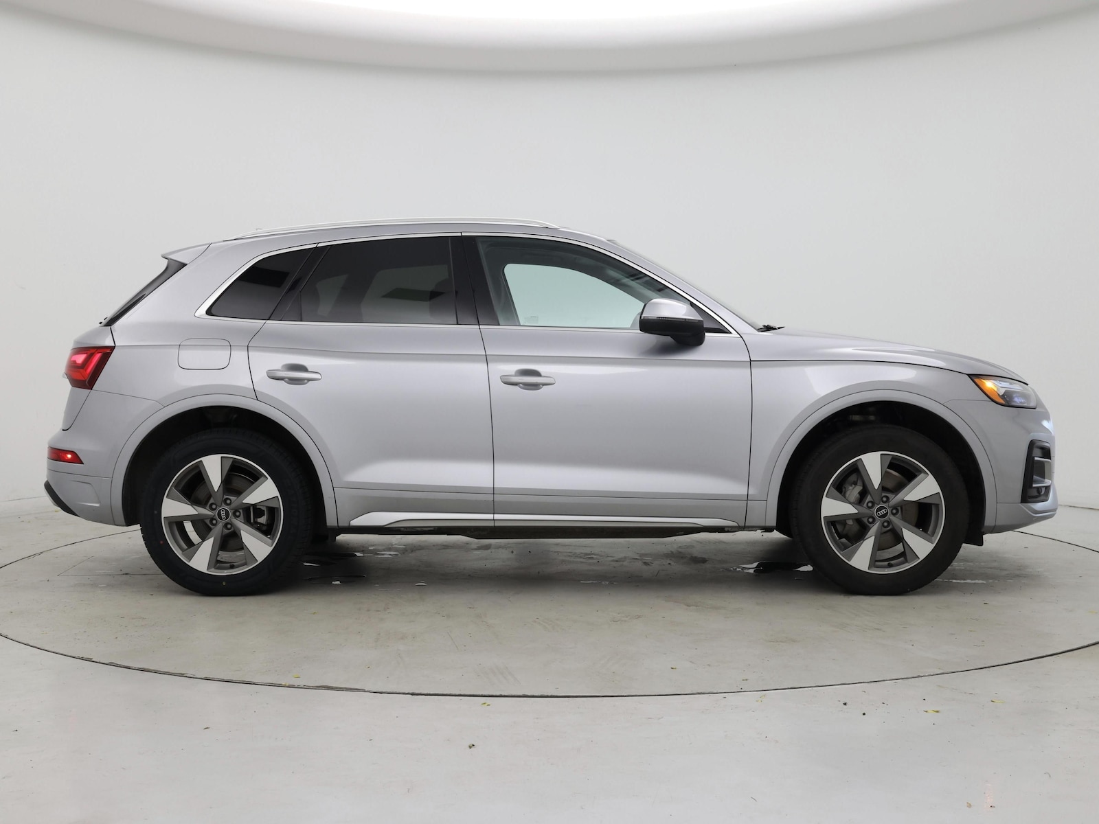 2023 Audi Q5 Premium - Photo 8