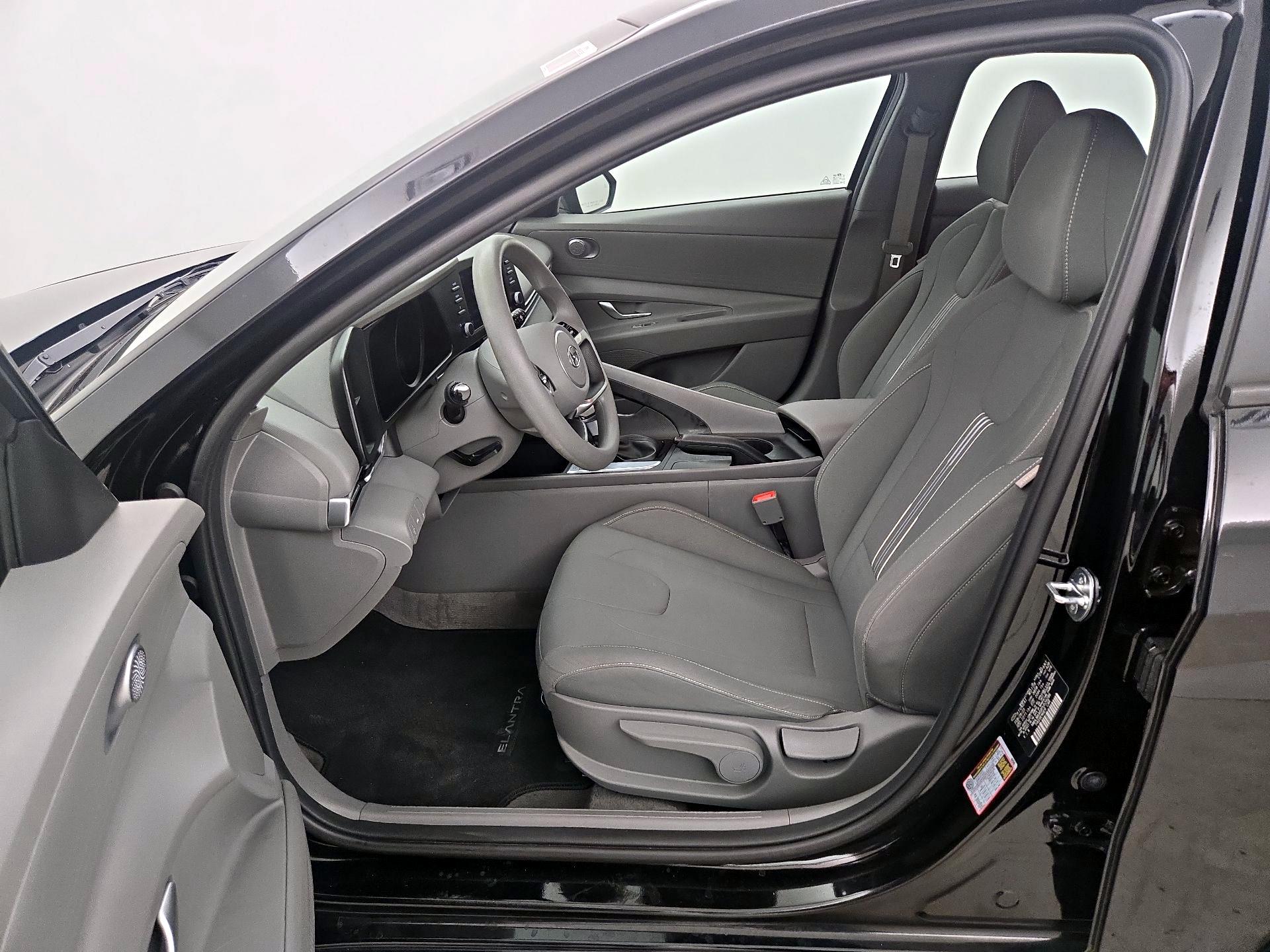 Thumbnail: 2023 Hyundai Elantra - 11