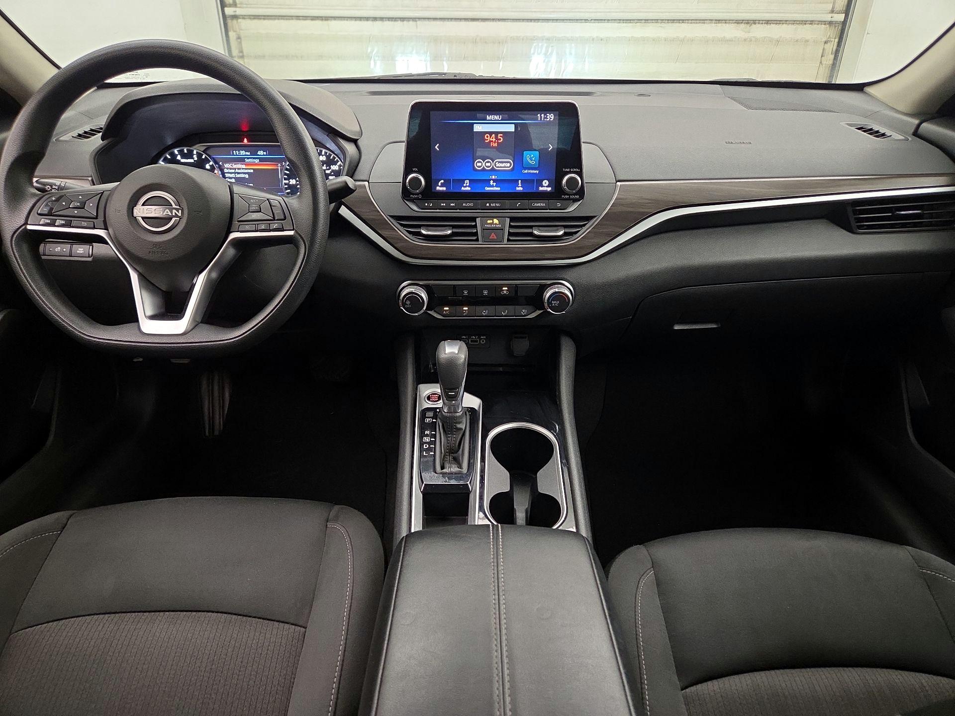 Thumbnail: 2024 Nissan Altima - 9