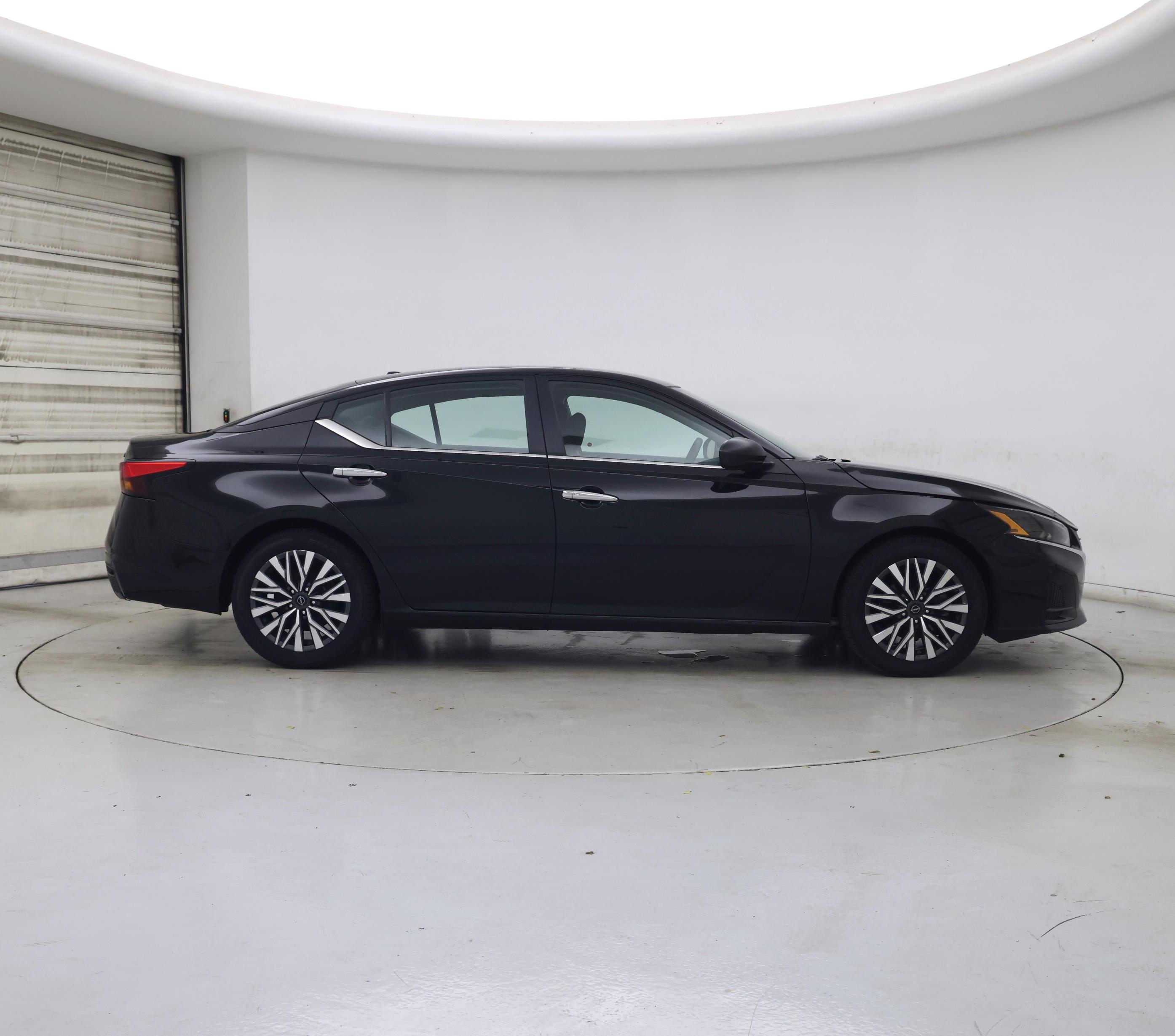 Thumbnail: 2024 Nissan Altima - 7