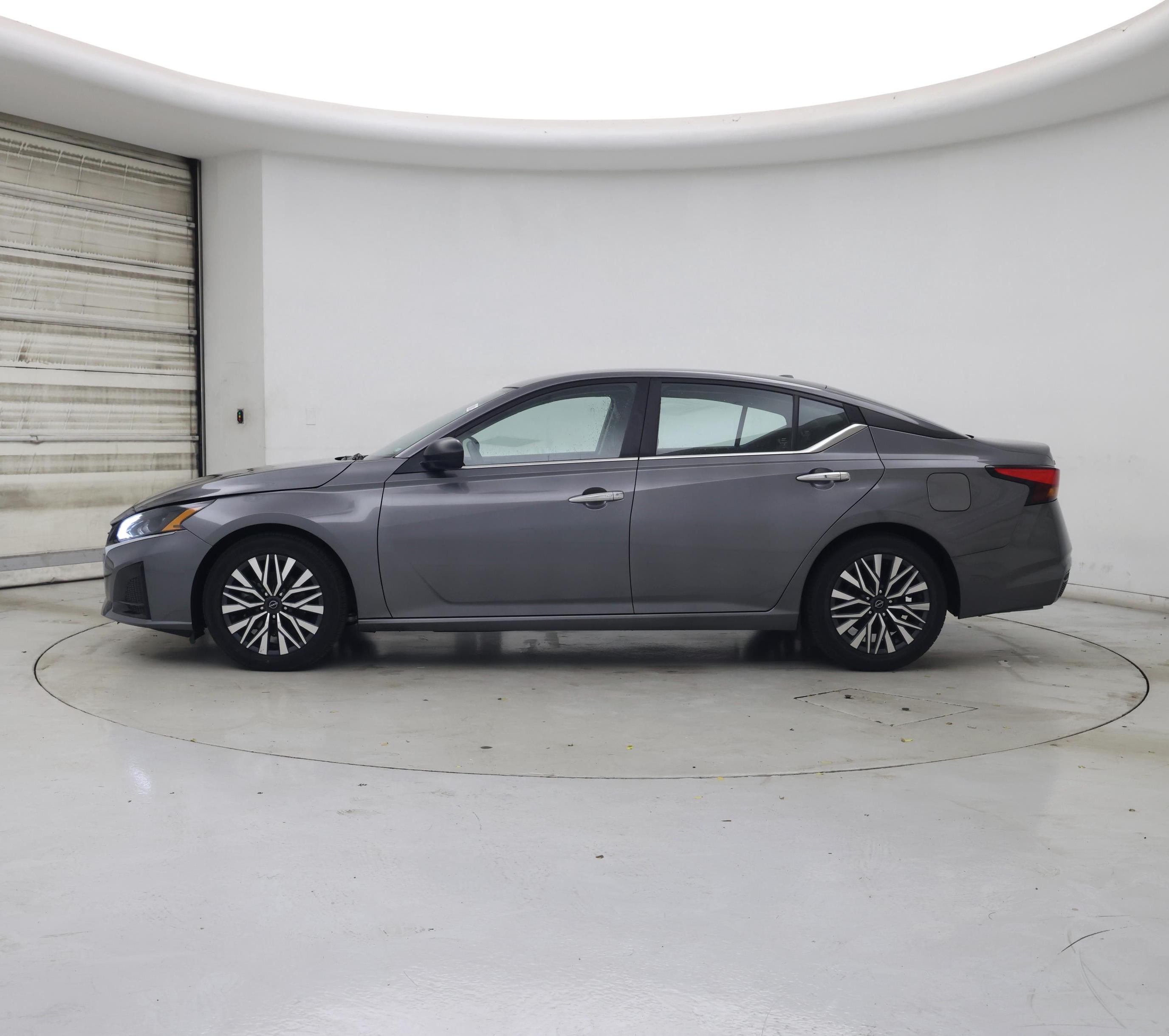 Thumbnail: 2024 Nissan Altima - 3