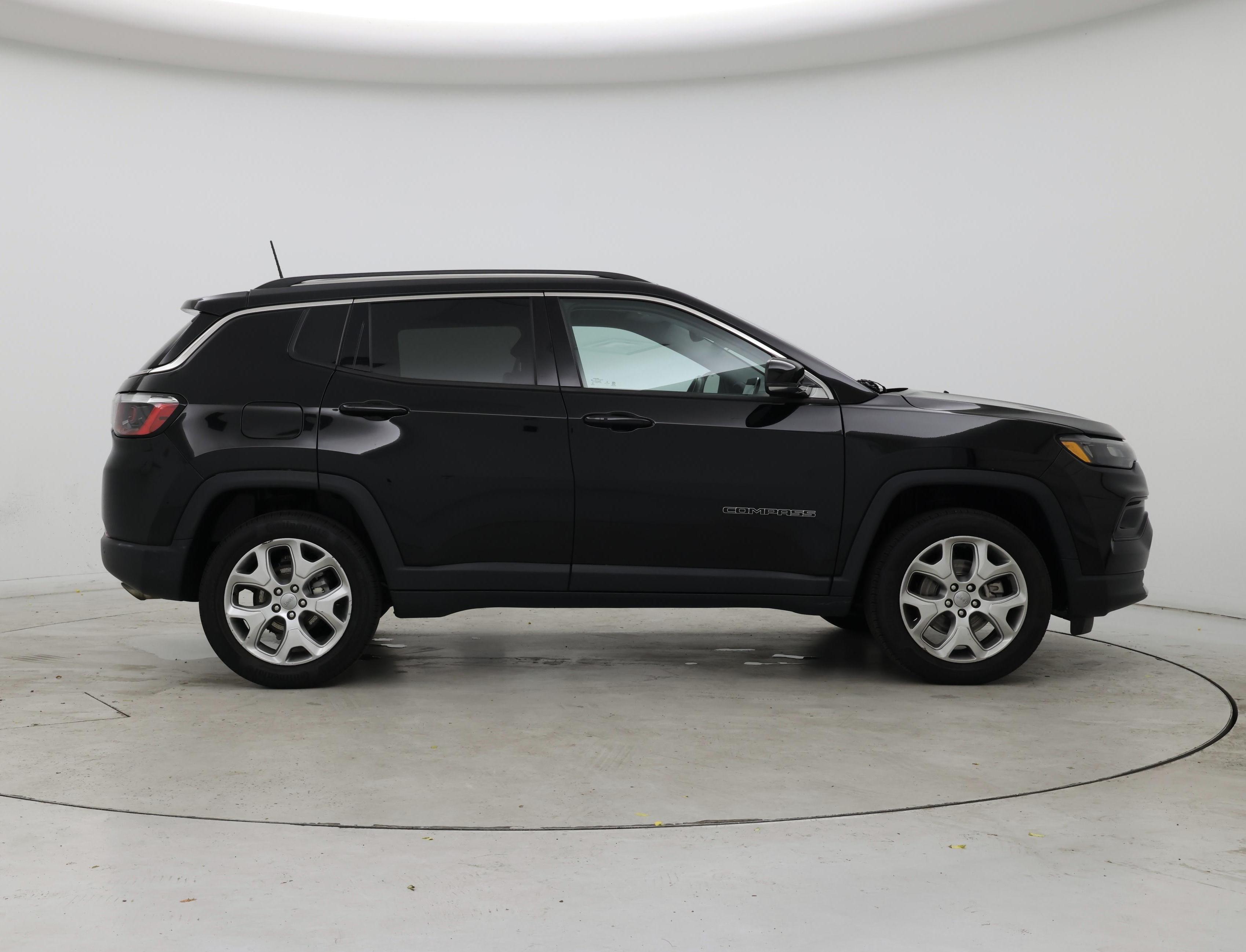 Thumbnail: 2022 Jeep Compass - 7