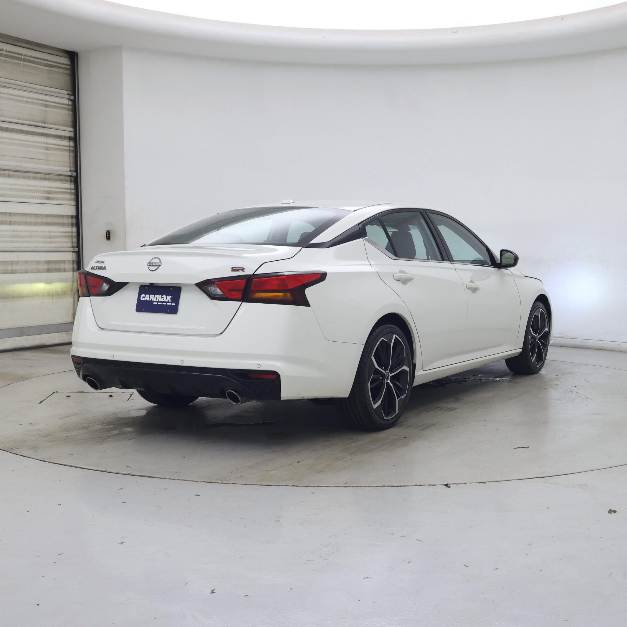 Thumbnail: 2024 Nissan Altima - 8