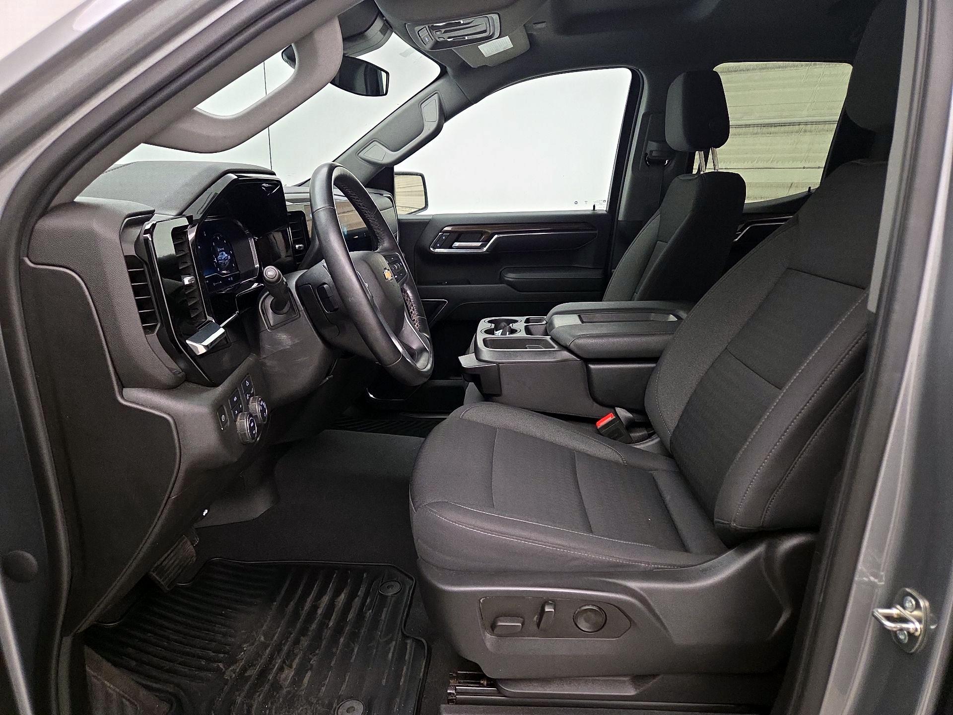 Thumbnail: 2023 Chevrolet Silverado 1500 - 11