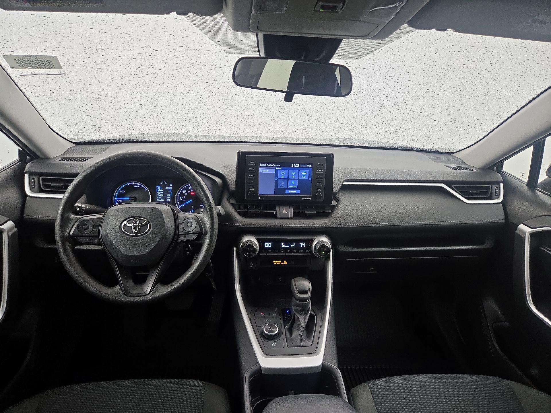 Thumbnail: 2022 Toyota RAV4 - 9