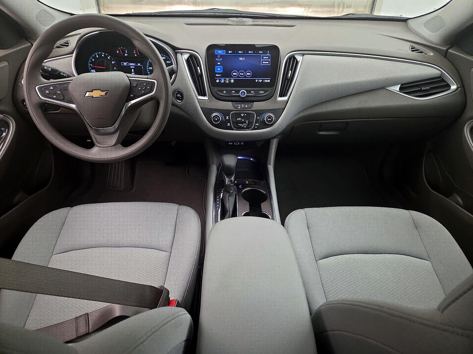 Thumbnail: 2022 Chevrolet Malibu - 9