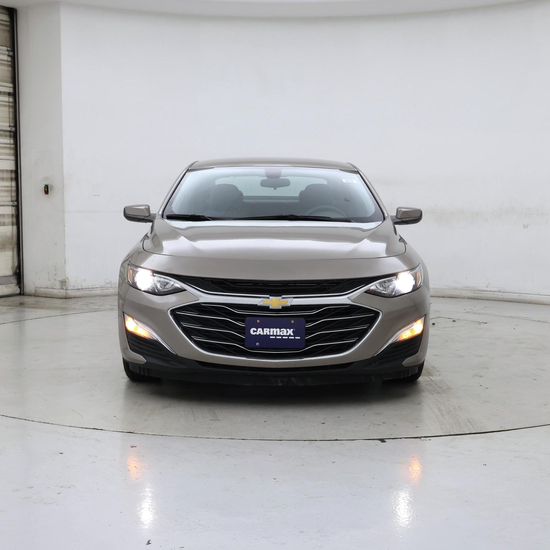 Thumbnail: 2022 Chevrolet Malibu - 5