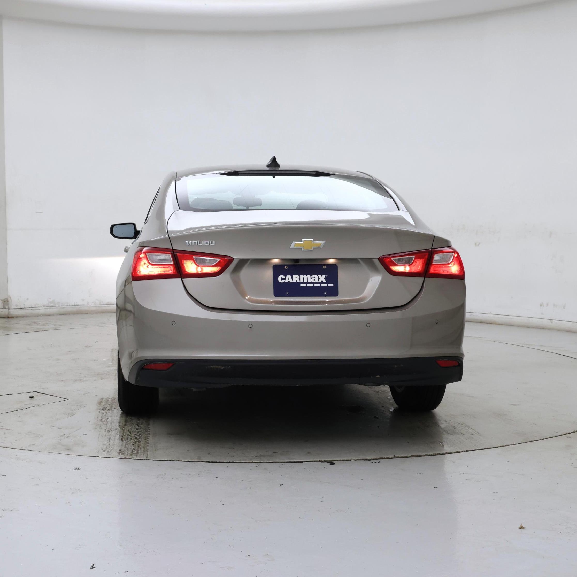 Thumbnail: 2022 Chevrolet Malibu - 6