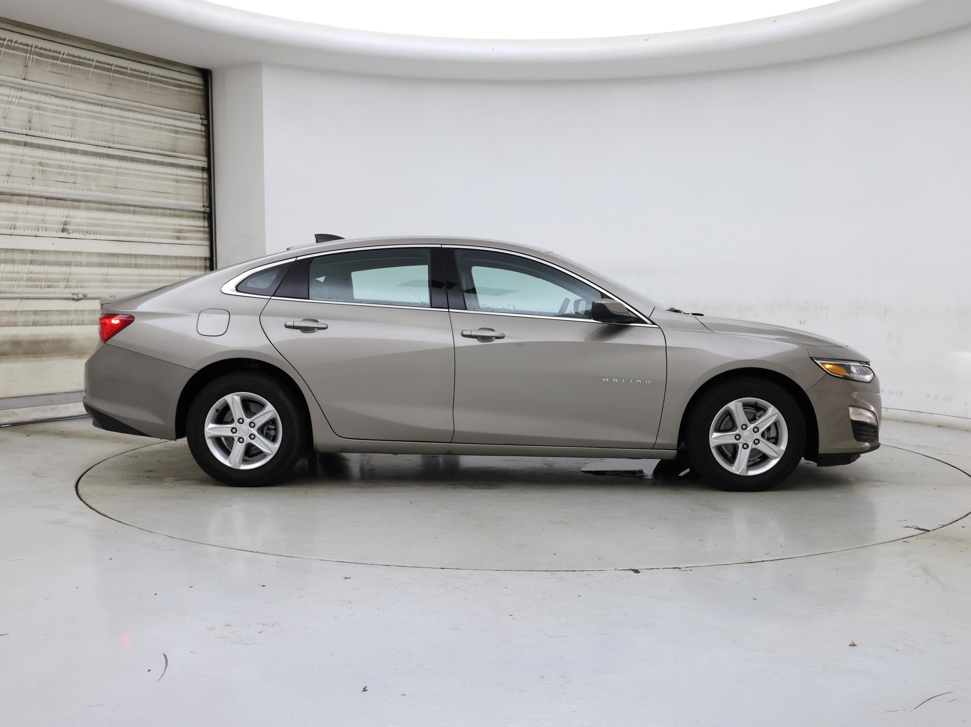 Thumbnail: 2022 Chevrolet Malibu - 7