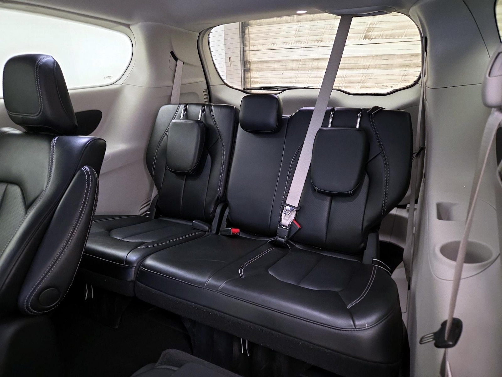 2023 Chrysler Pacifica Hybrid Touring L - Photo 21