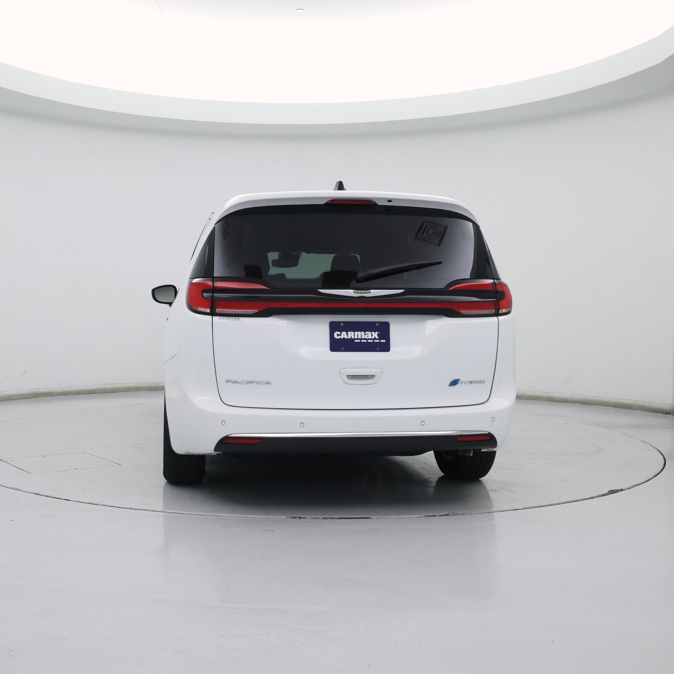 Thumbnail: 2024 Chrysler Pacifica - 6