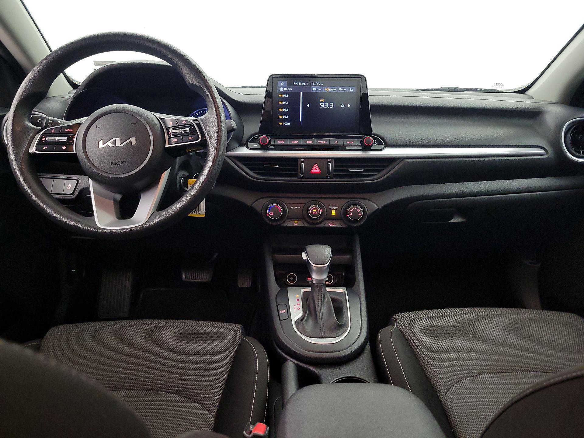 Thumbnail: 2023 Kia Forte - 9