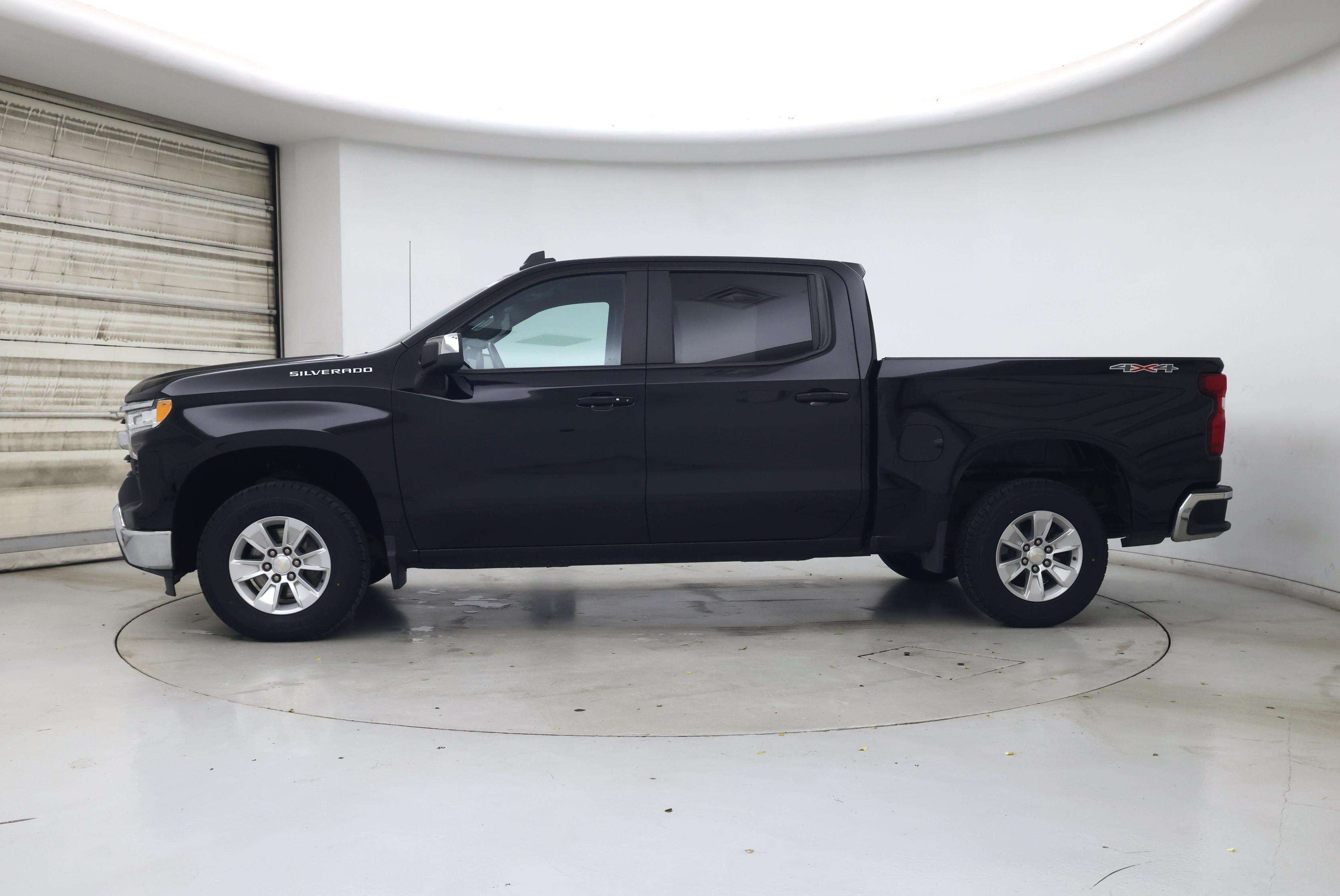 Thumbnail: 2022 Chevrolet Silverado 1500 - 3