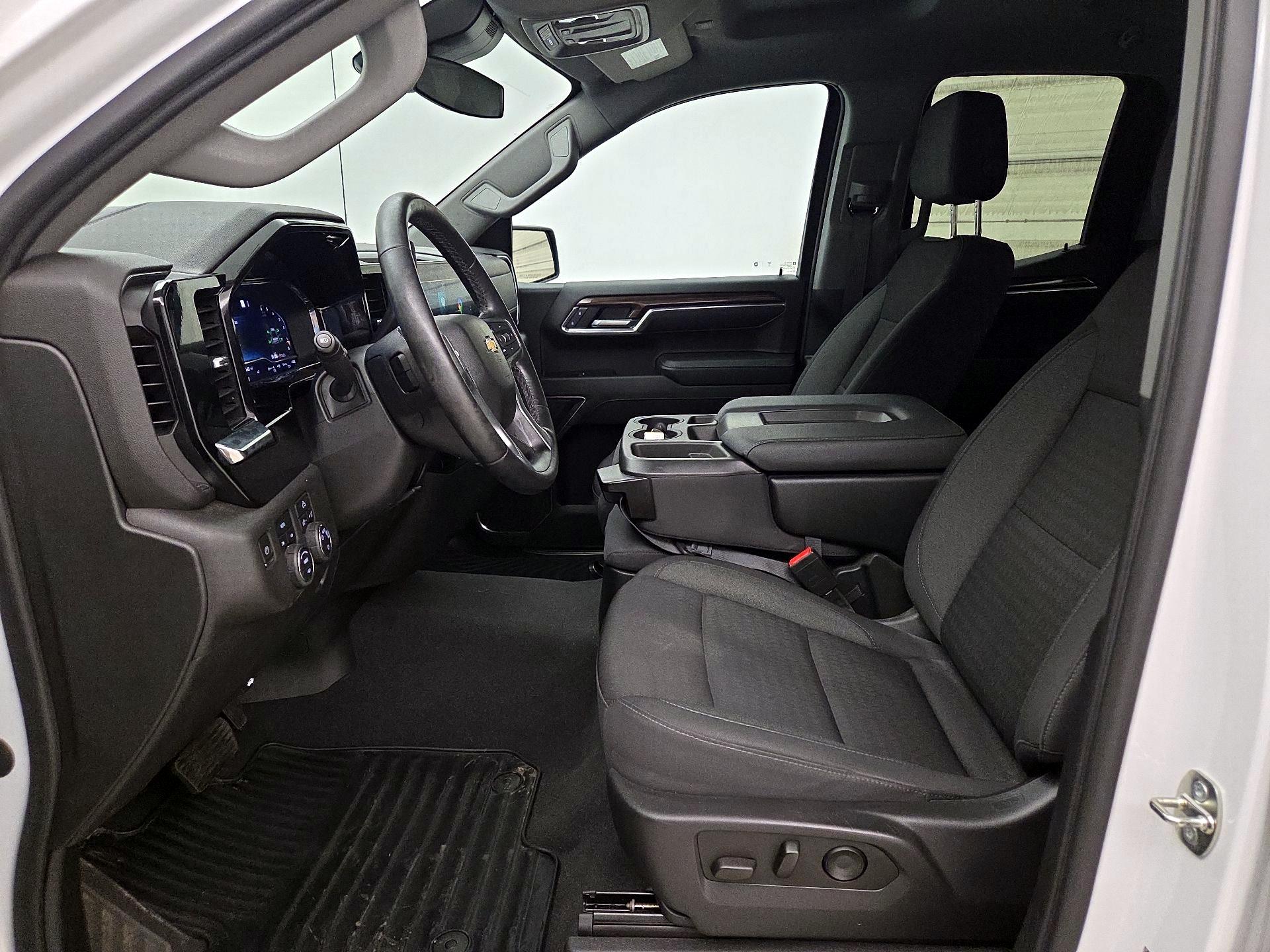Thumbnail: 2023 Chevrolet Silverado 1500 - 11