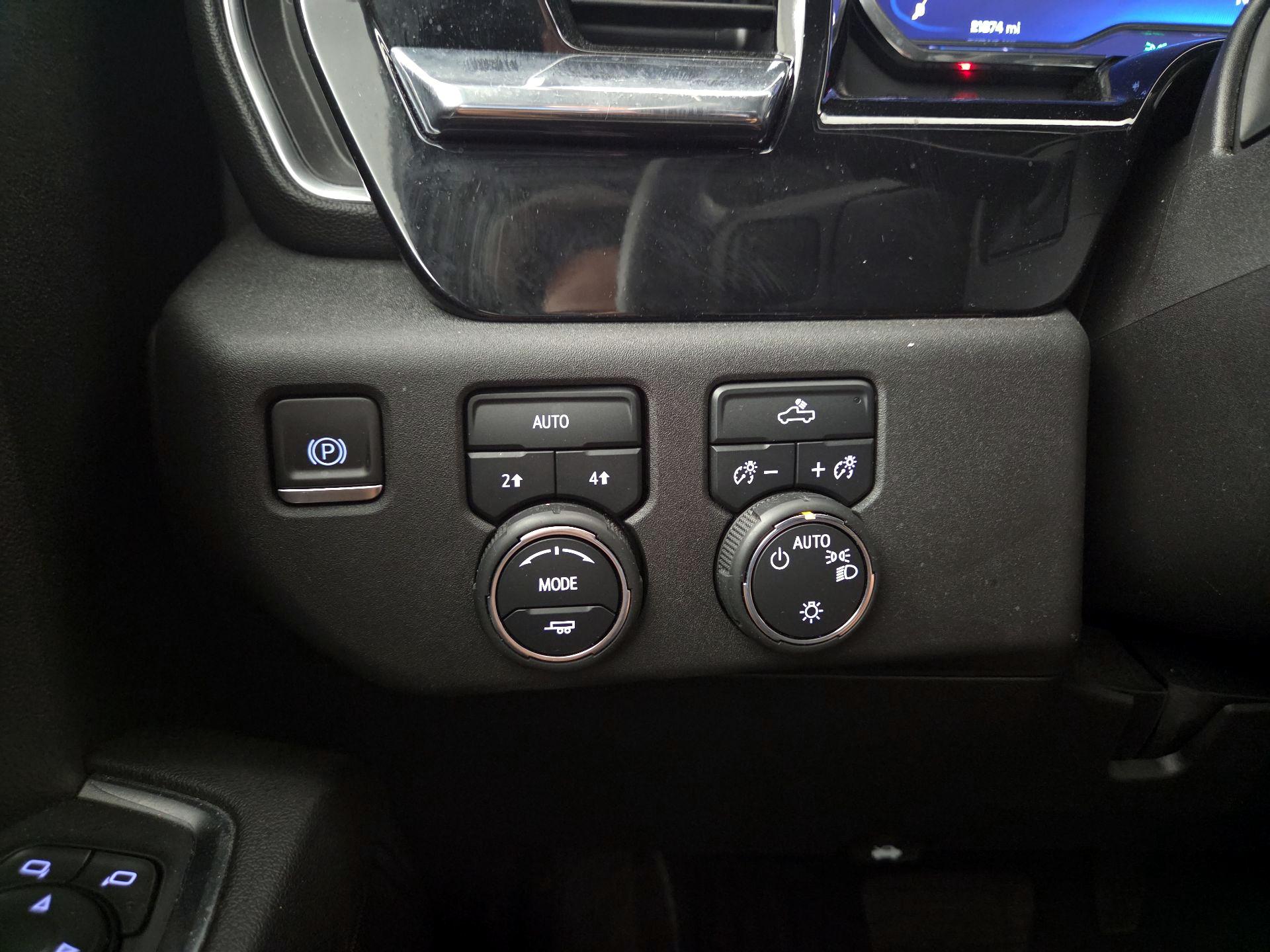 Thumbnail: 2023 Chevrolet Silverado 1500 - 13