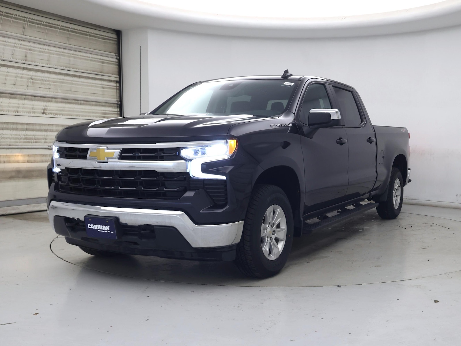 2023 Chevrolet Silverado 1500 LT - Photo 5