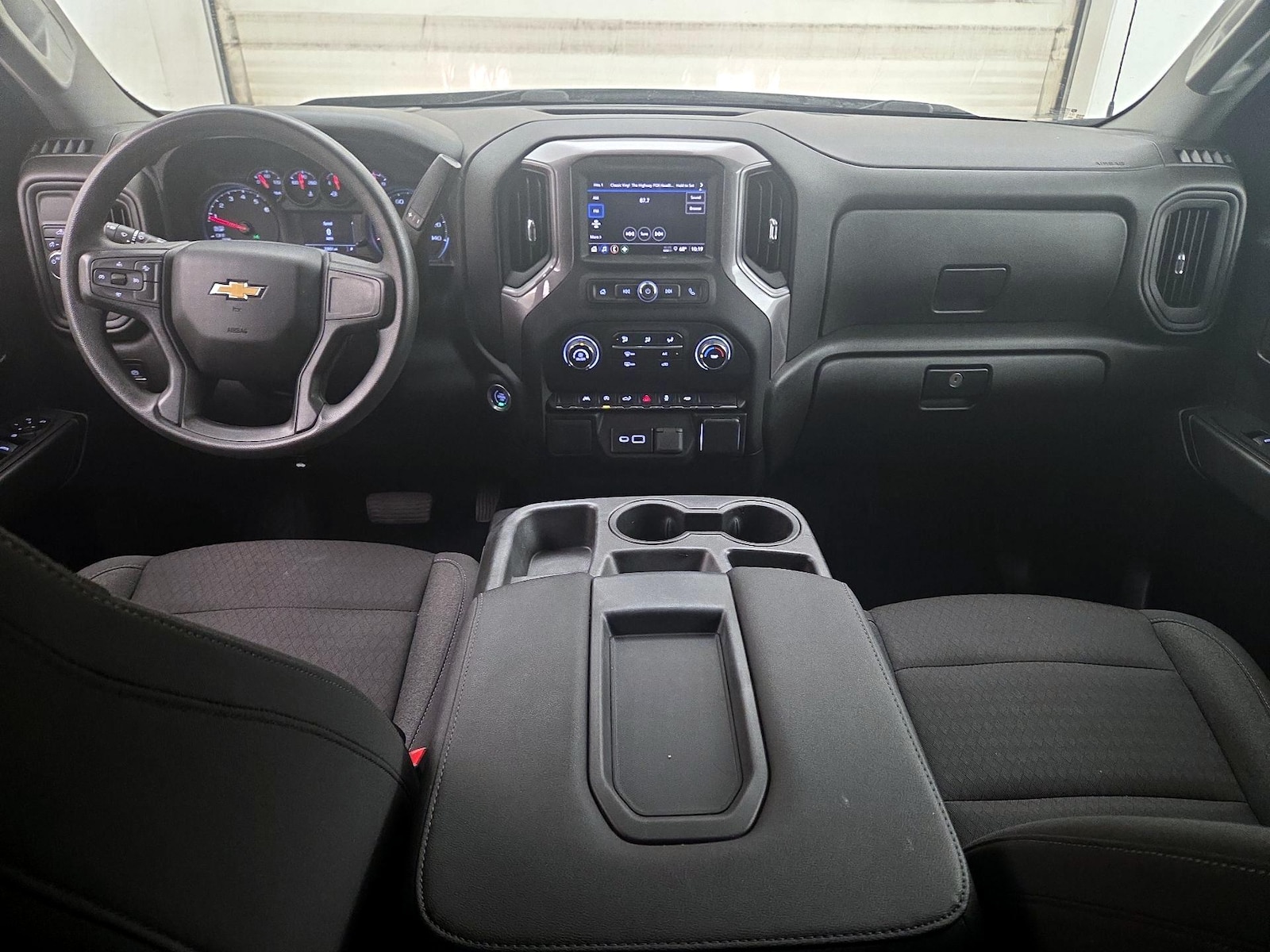 2022 Chevrolet Silverado 1500 Custom - Photo 10