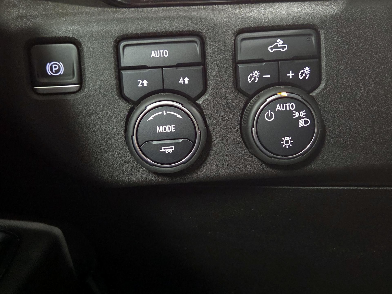 2022 Chevrolet Silverado 1500 LT - Photo 14