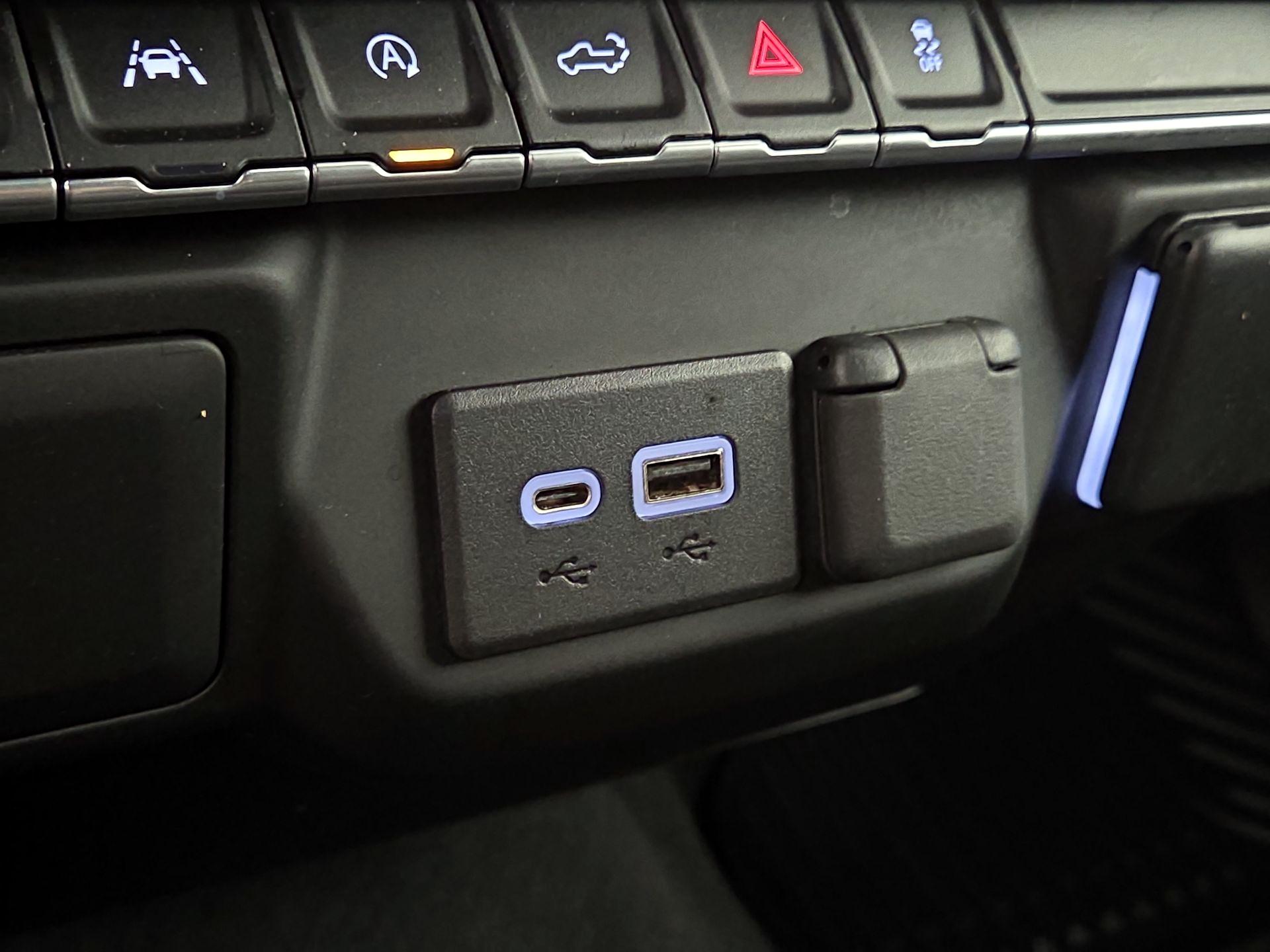 Thumbnail: 2022 Chevrolet Silverado 1500 - 18