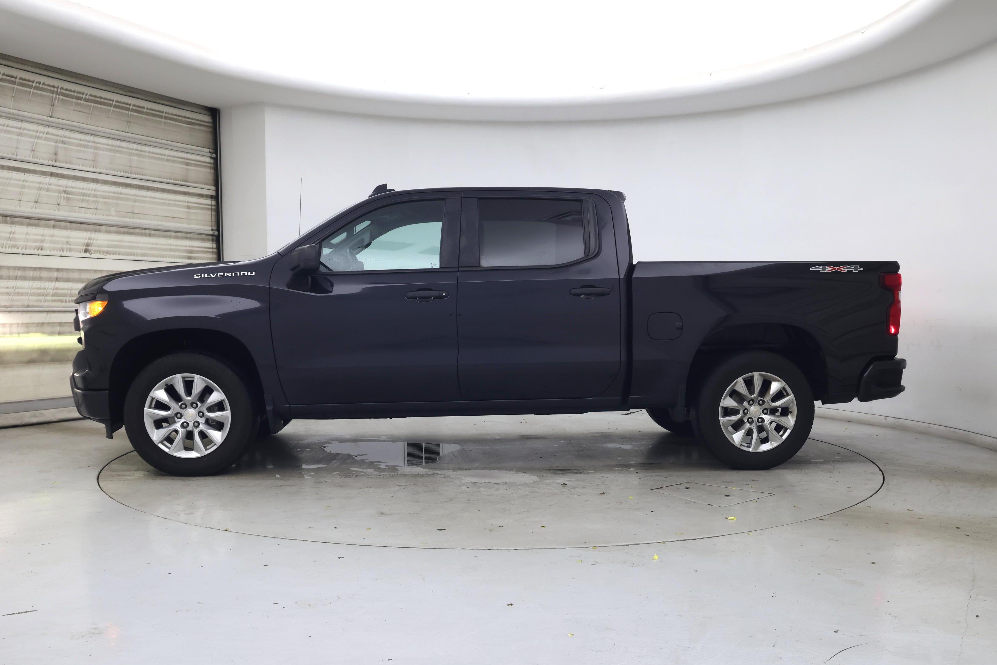 Thumbnail: 2022 Chevrolet Silverado 1500 - 3