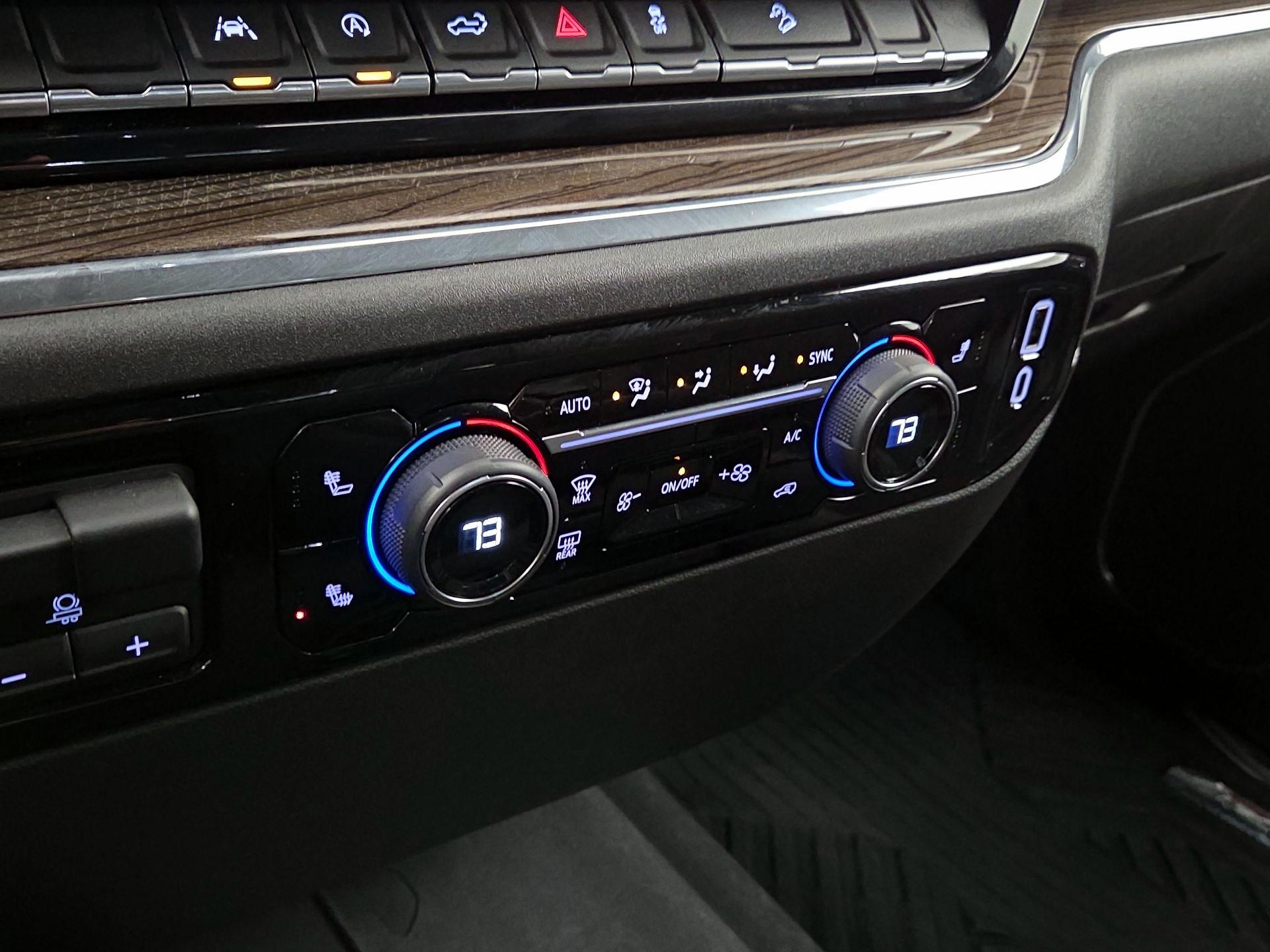 Thumbnail: 2023 Chevrolet Silverado 1500 - 17