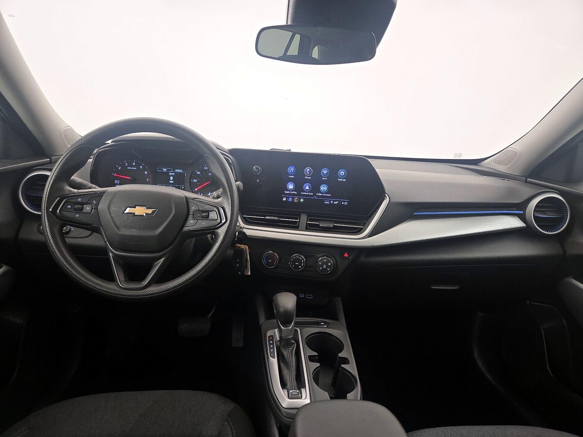 Thumbnail: 2024 Chevrolet Trax - 9
