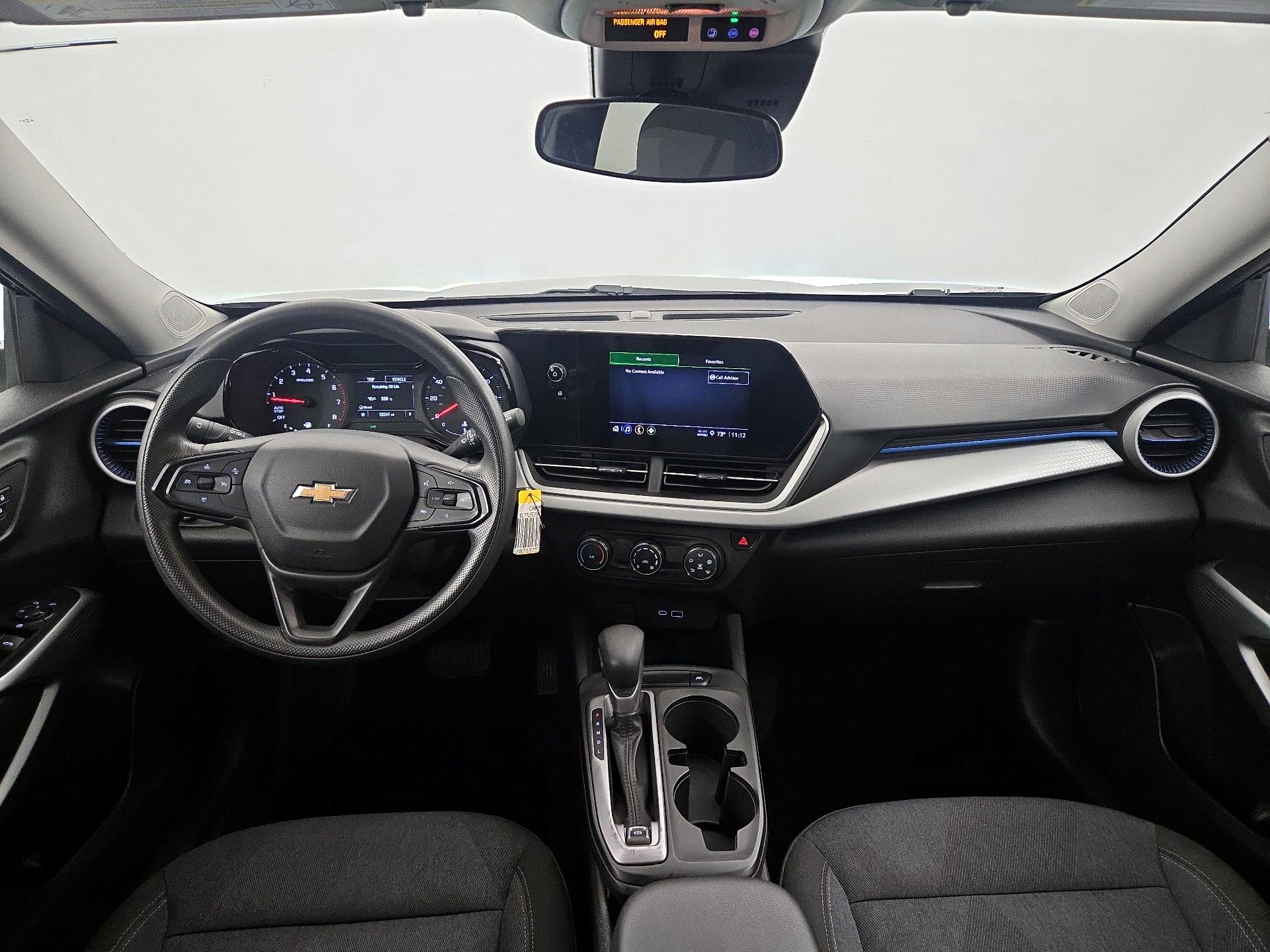 Thumbnail: 2024 Chevrolet Trax - 9